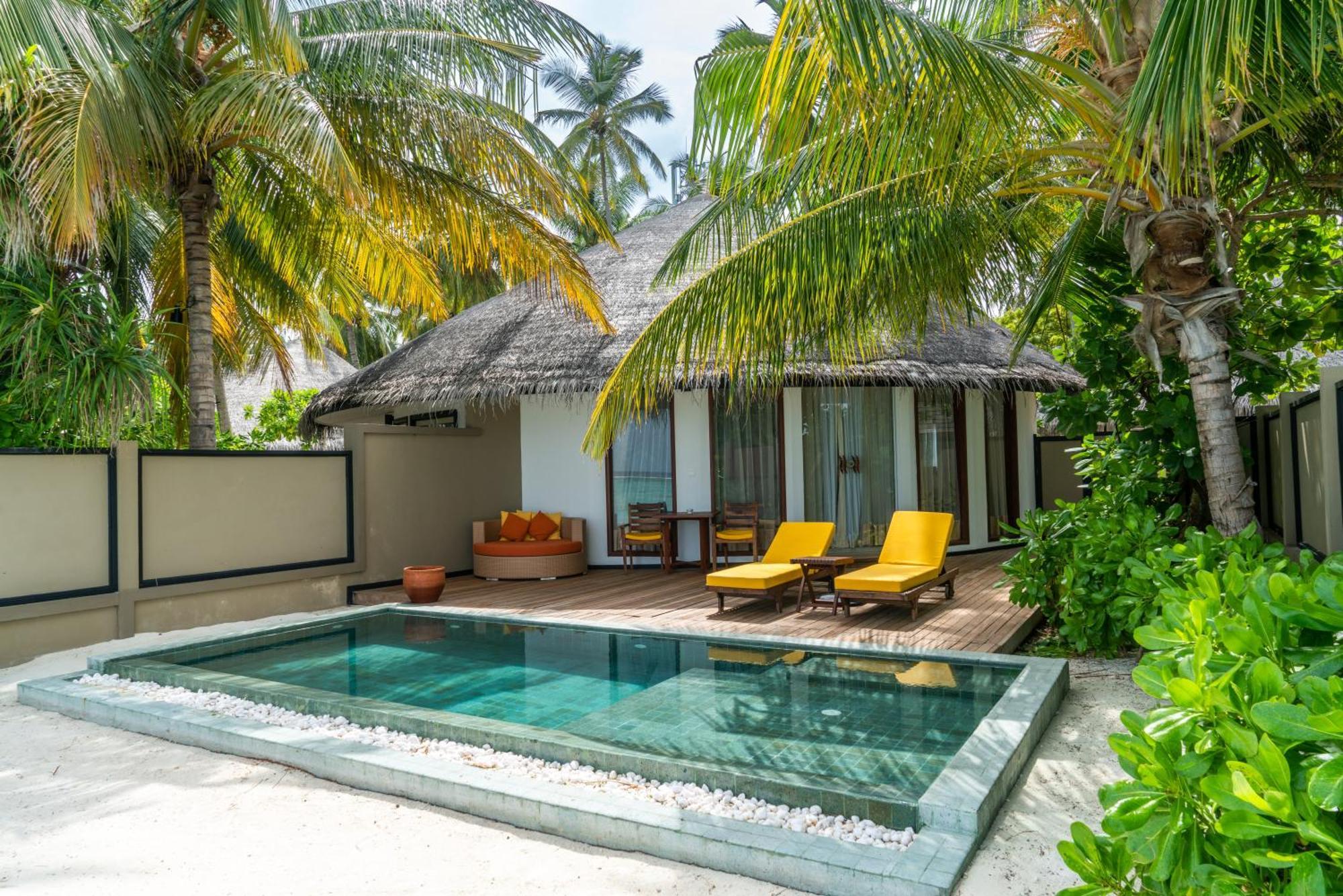 Beachfront Infinity Pool Villa - Free Transfers for 2 pax, min 7 Nights stays (Book / Stay period 22 May – 30 Sep 2026)
