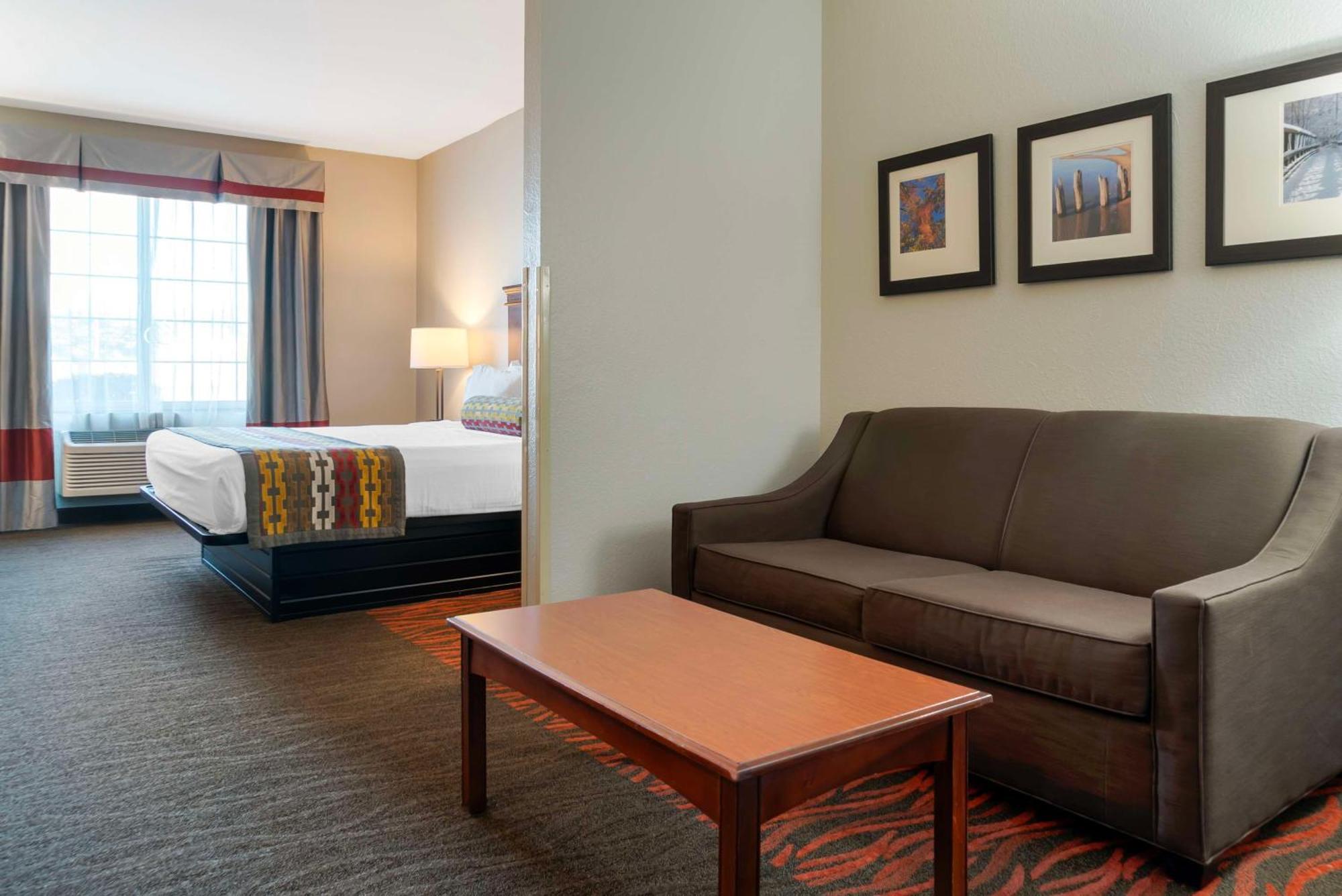 King Room with Sofa Bed - Non-Smoking