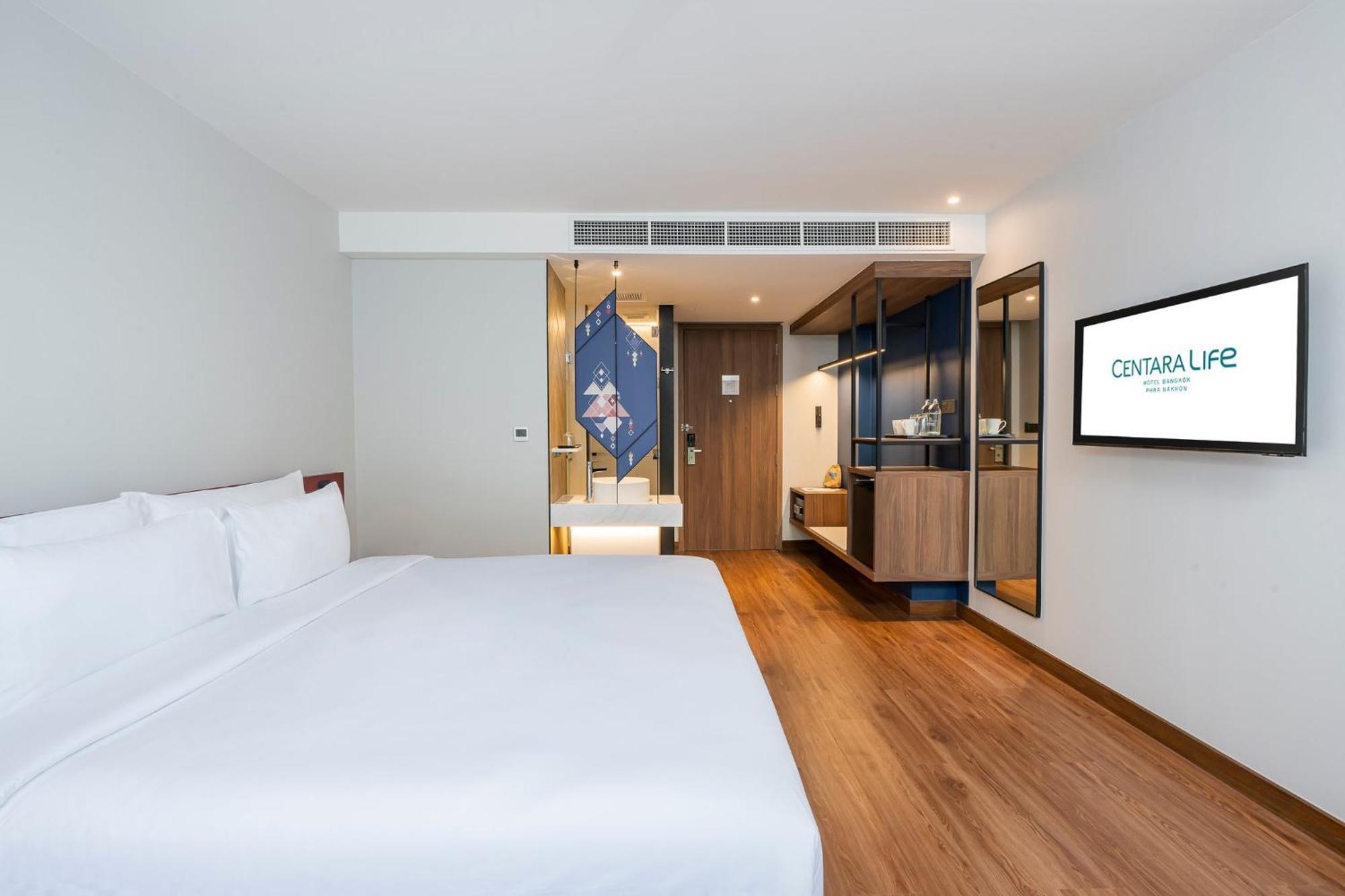 Superior King Room
