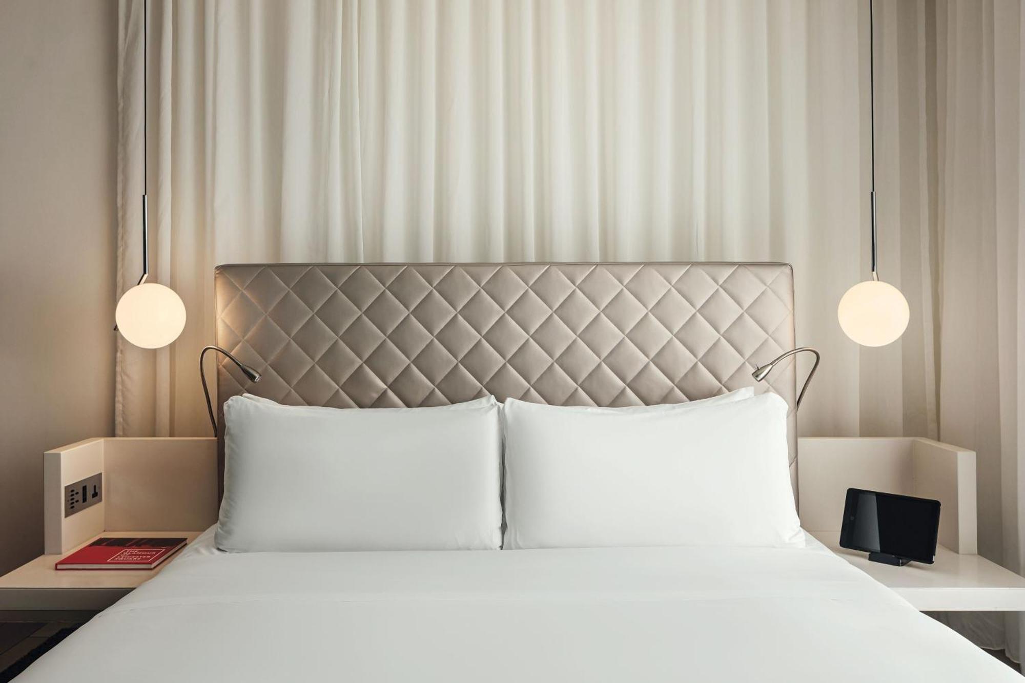 Deluxe King Room High Floor,1534141531:JPEG