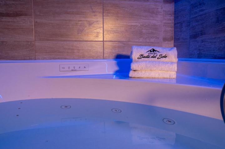 Double Room with Spa Bath