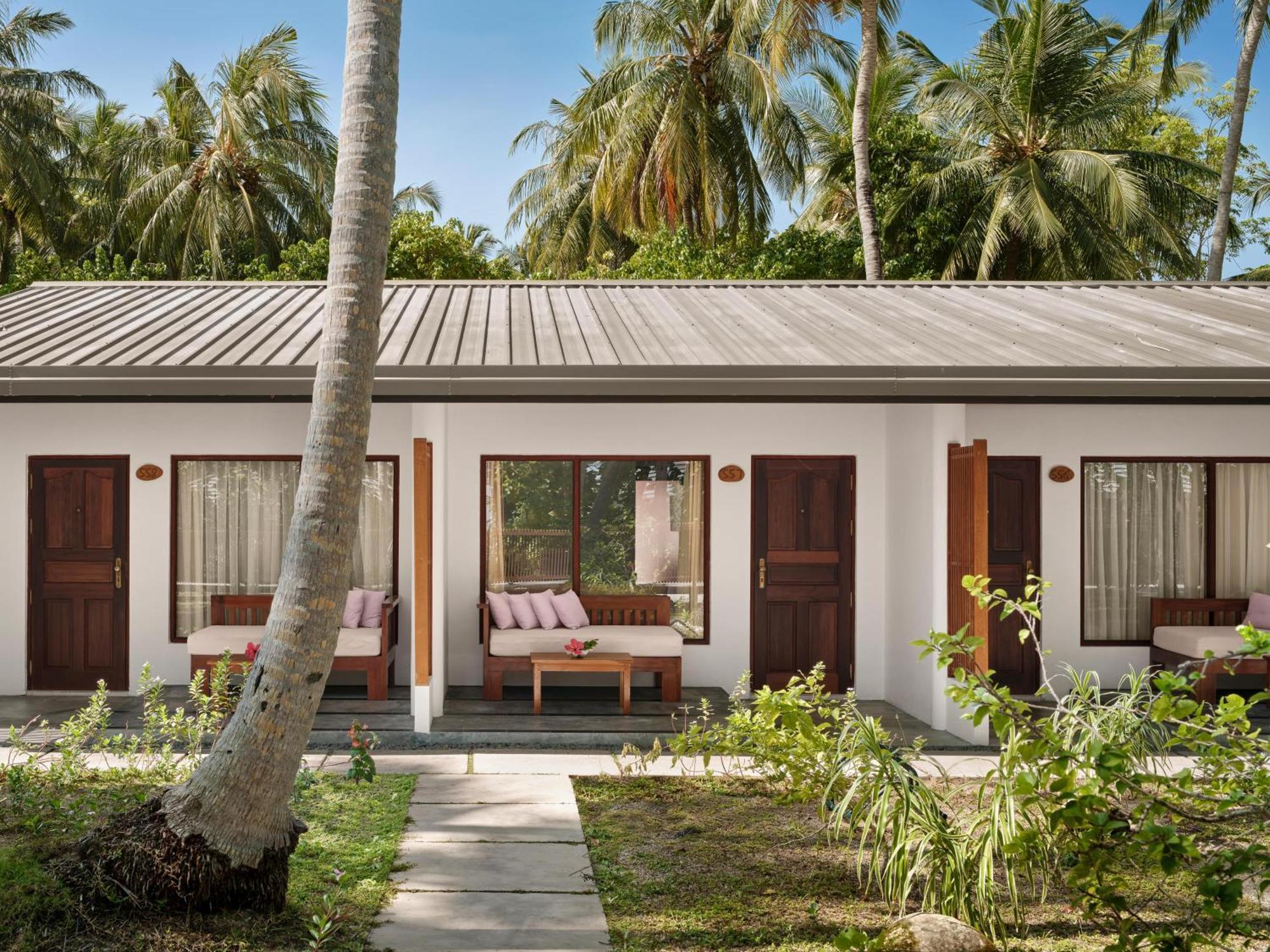 Sun Villa - 50% off domestic transfers for stays of 7+ nights (book from 23 Mar, stay until 30 Sep)
