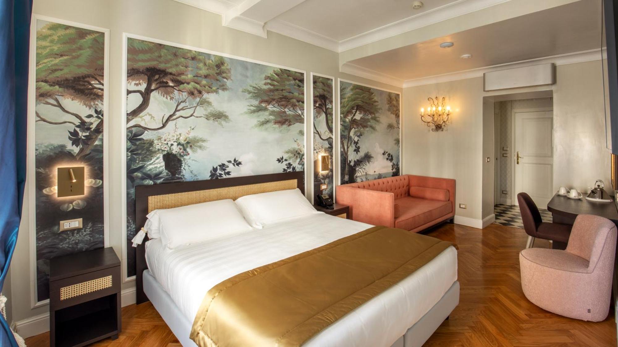 Double or Twin Room Annex Building Via del Corso 75
