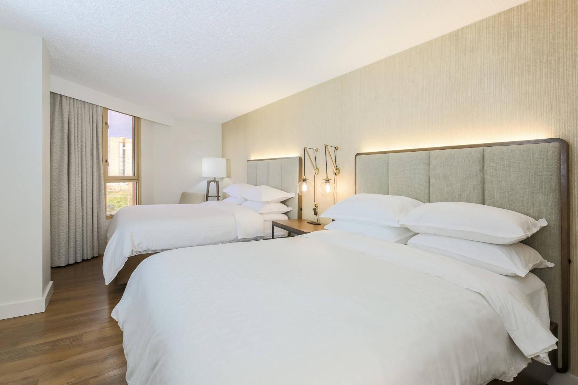 2 Queen beds & Sofa bed Suite 2 Queen