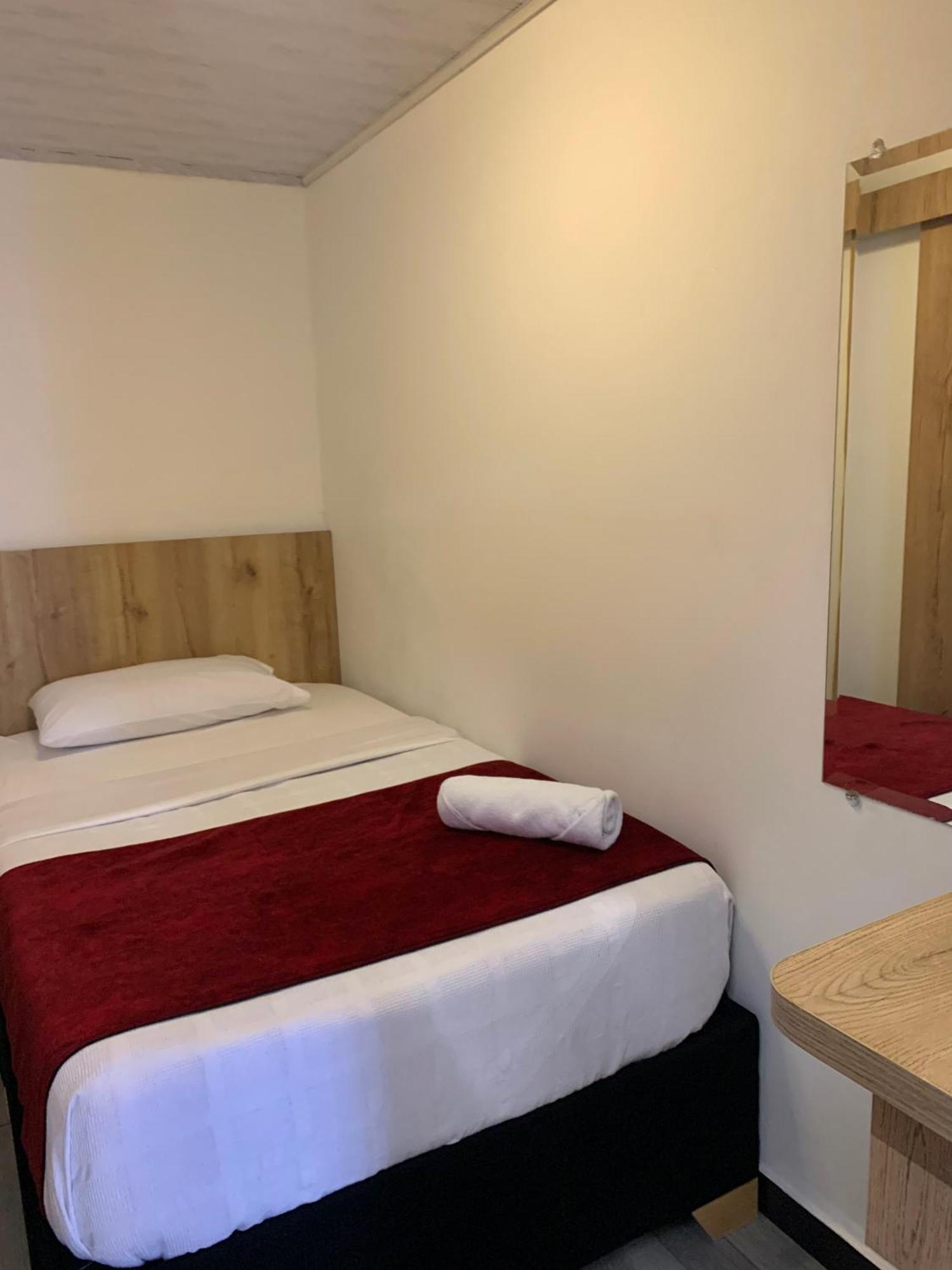 Single Room,1537373842:JPEG