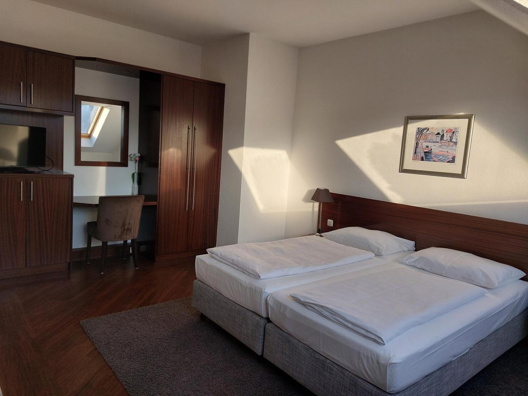 Duplex Suite,1537938163:JPEG