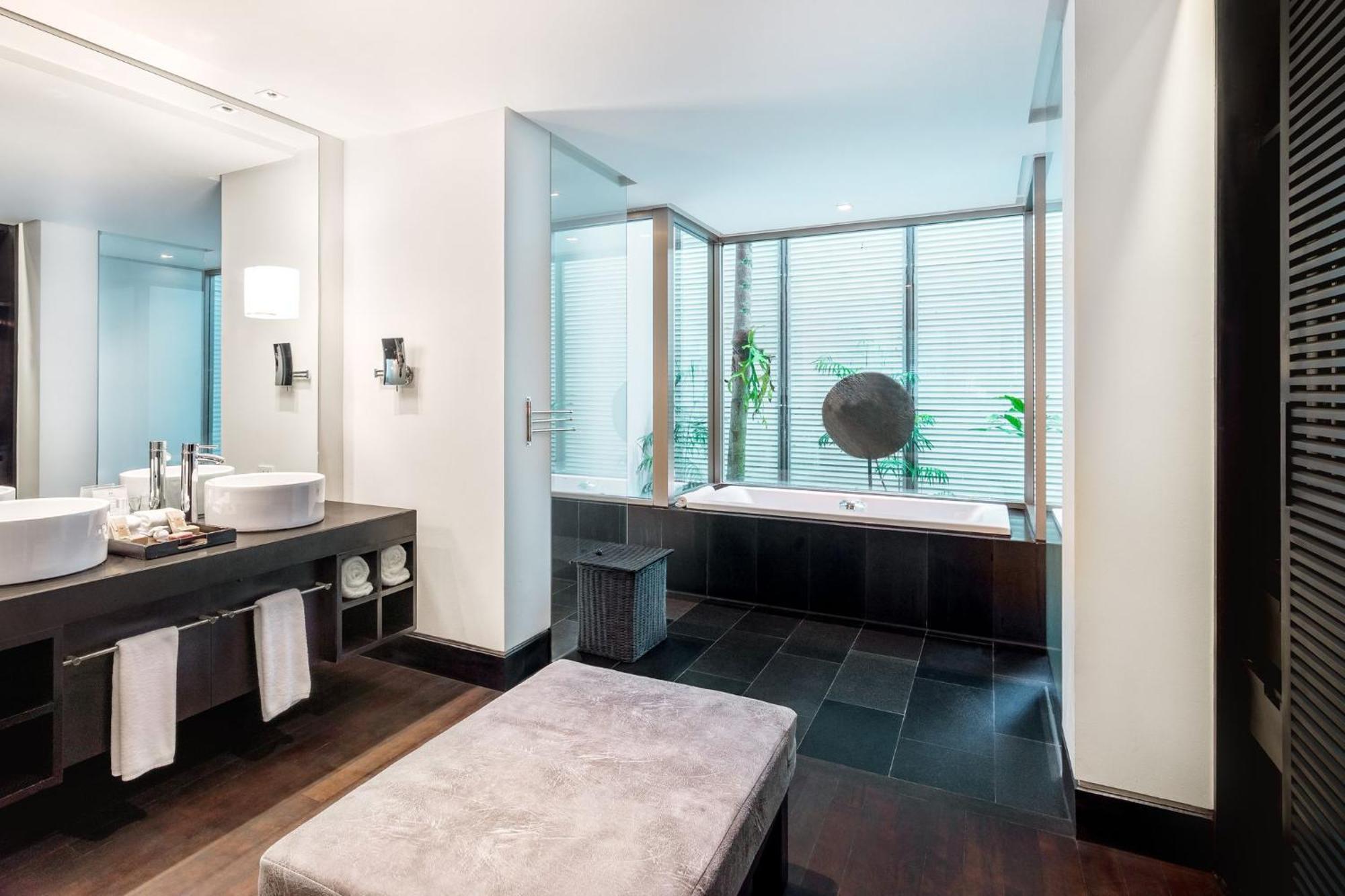 Suite Júnior com Vista Piscina