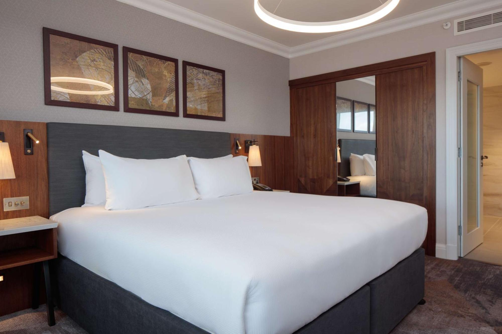King Executive Suite