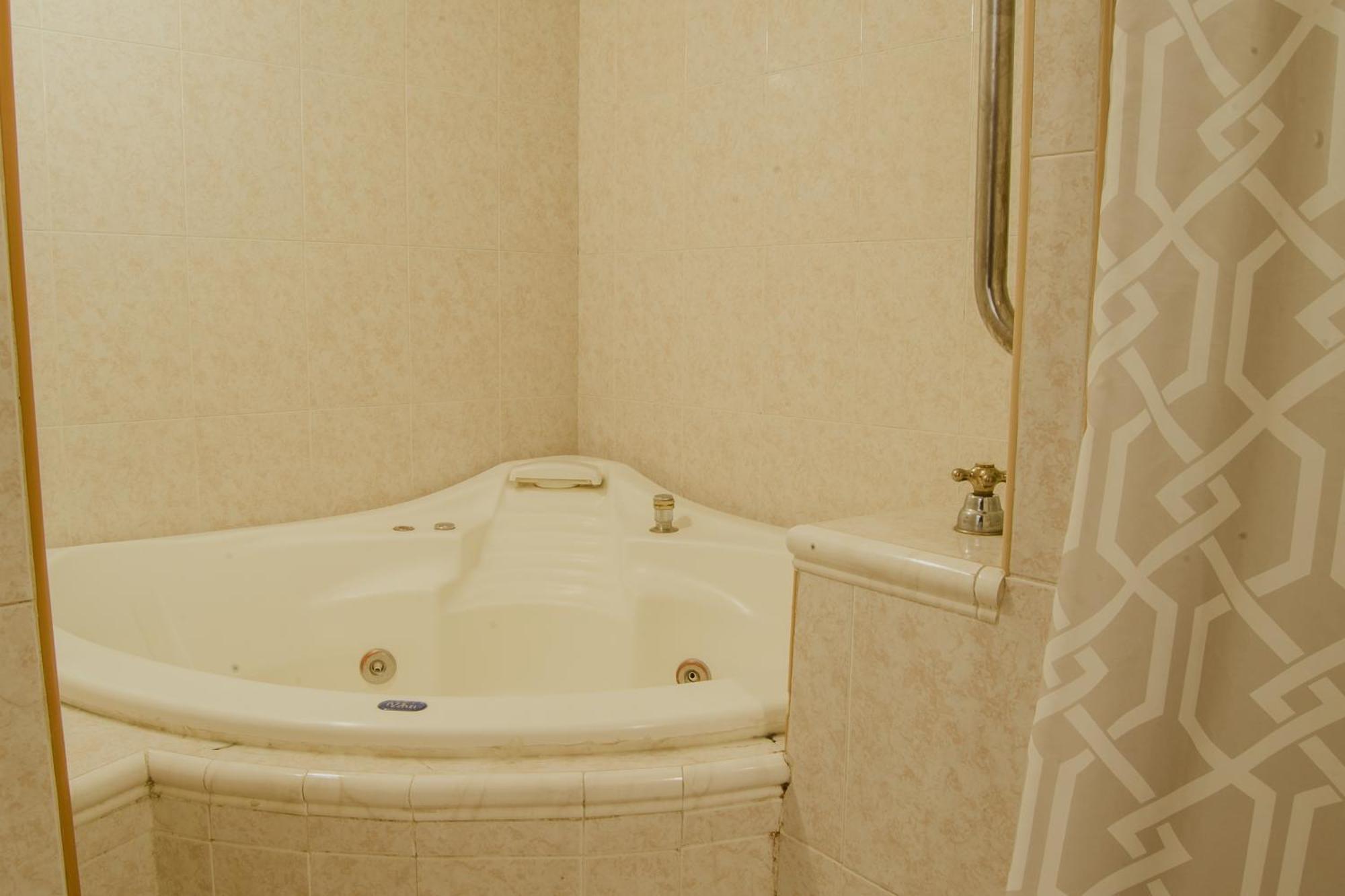 Suite Deluxe con bañera de hidromasaje