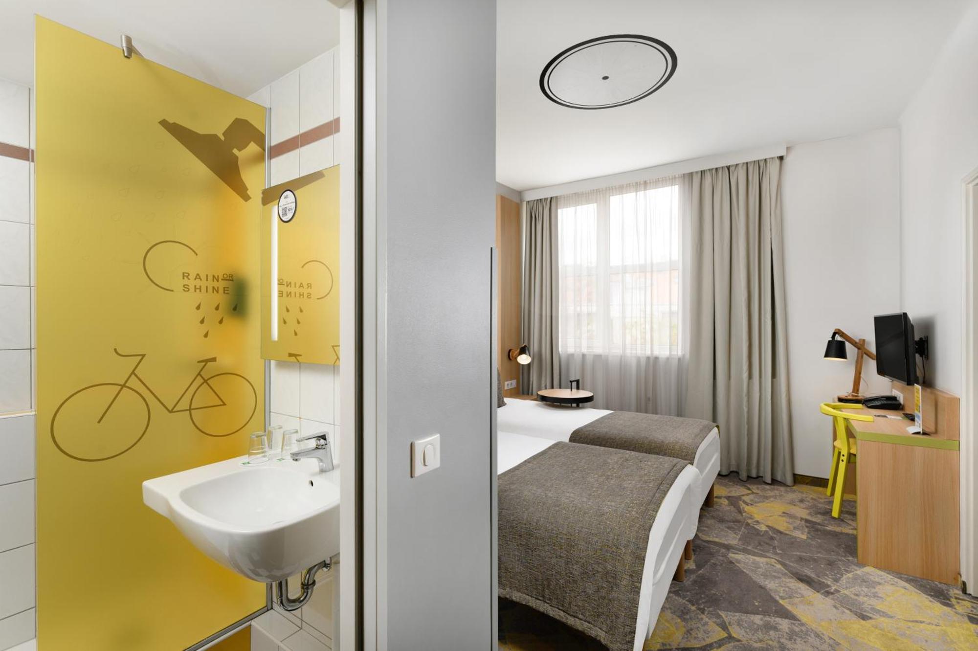Design Room Two Single Beds