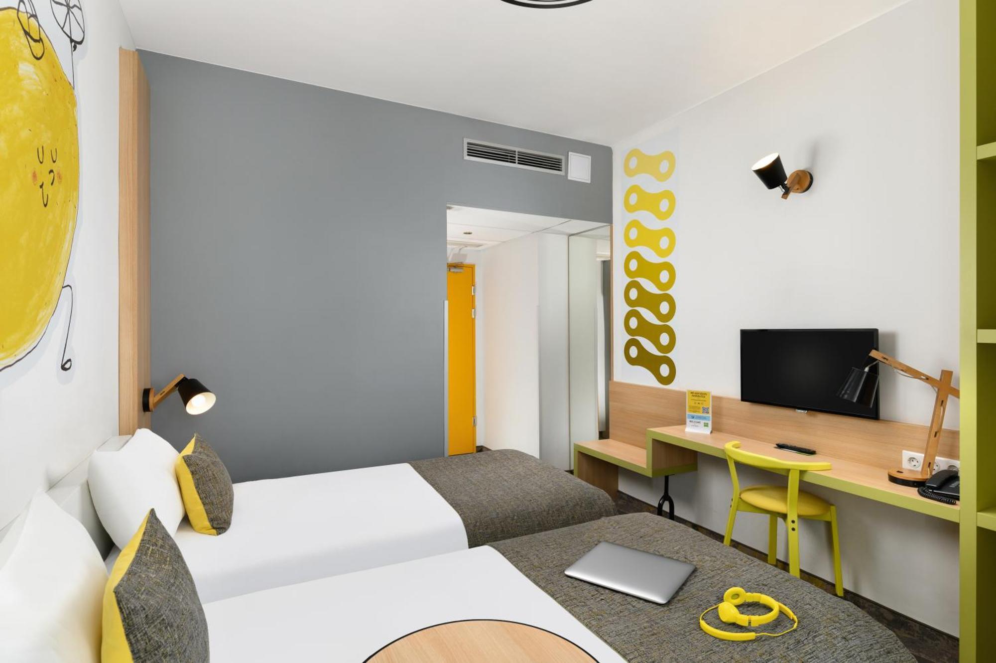 Design Room Two Single Beds