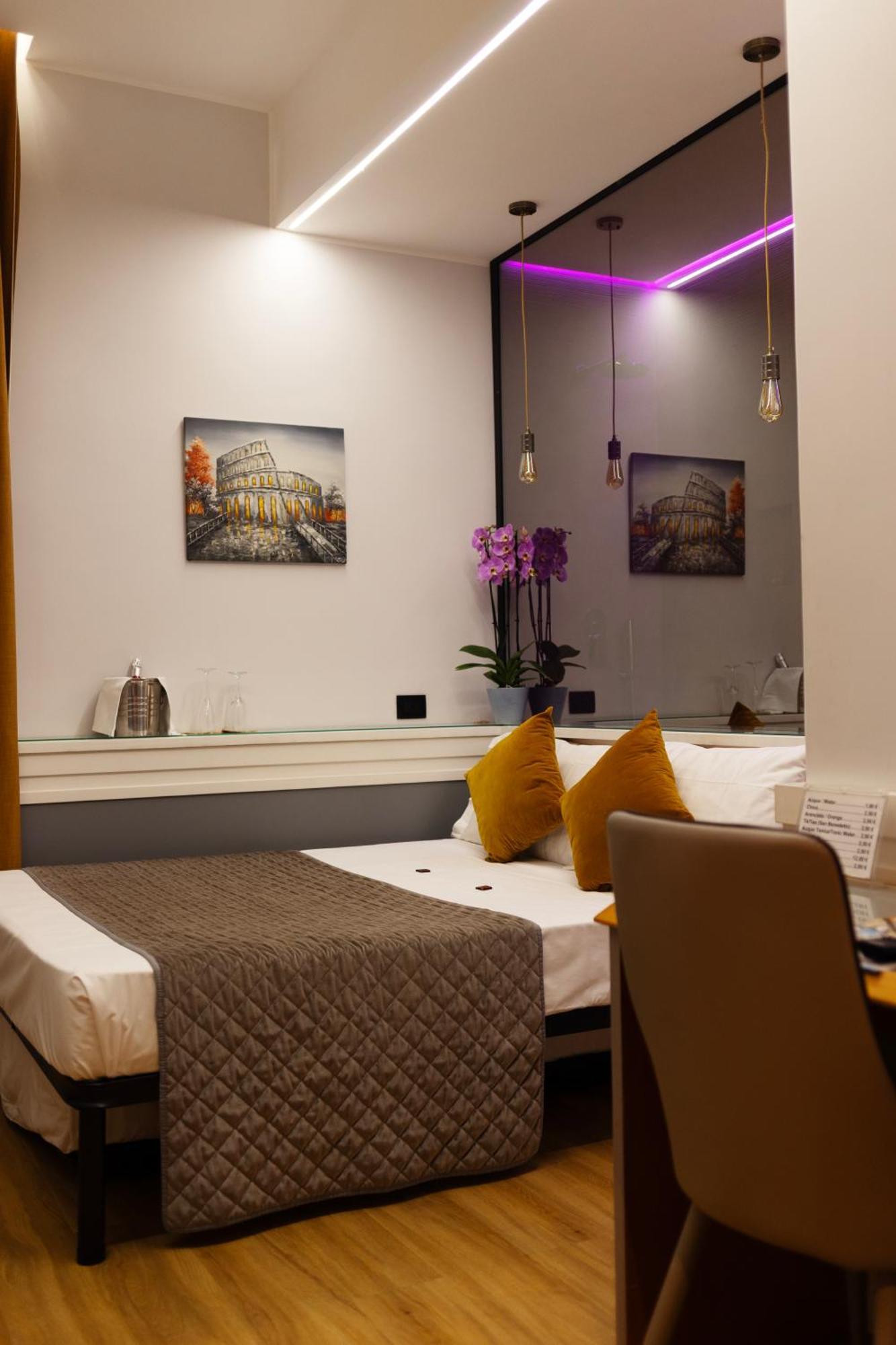 Deluxe Double or Twin Room City View