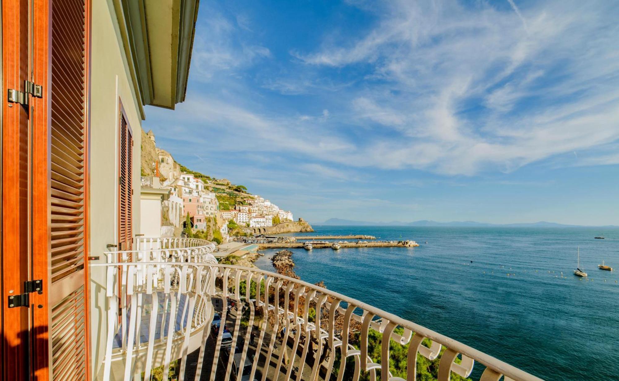 Superior Double or Twin Room Sea View