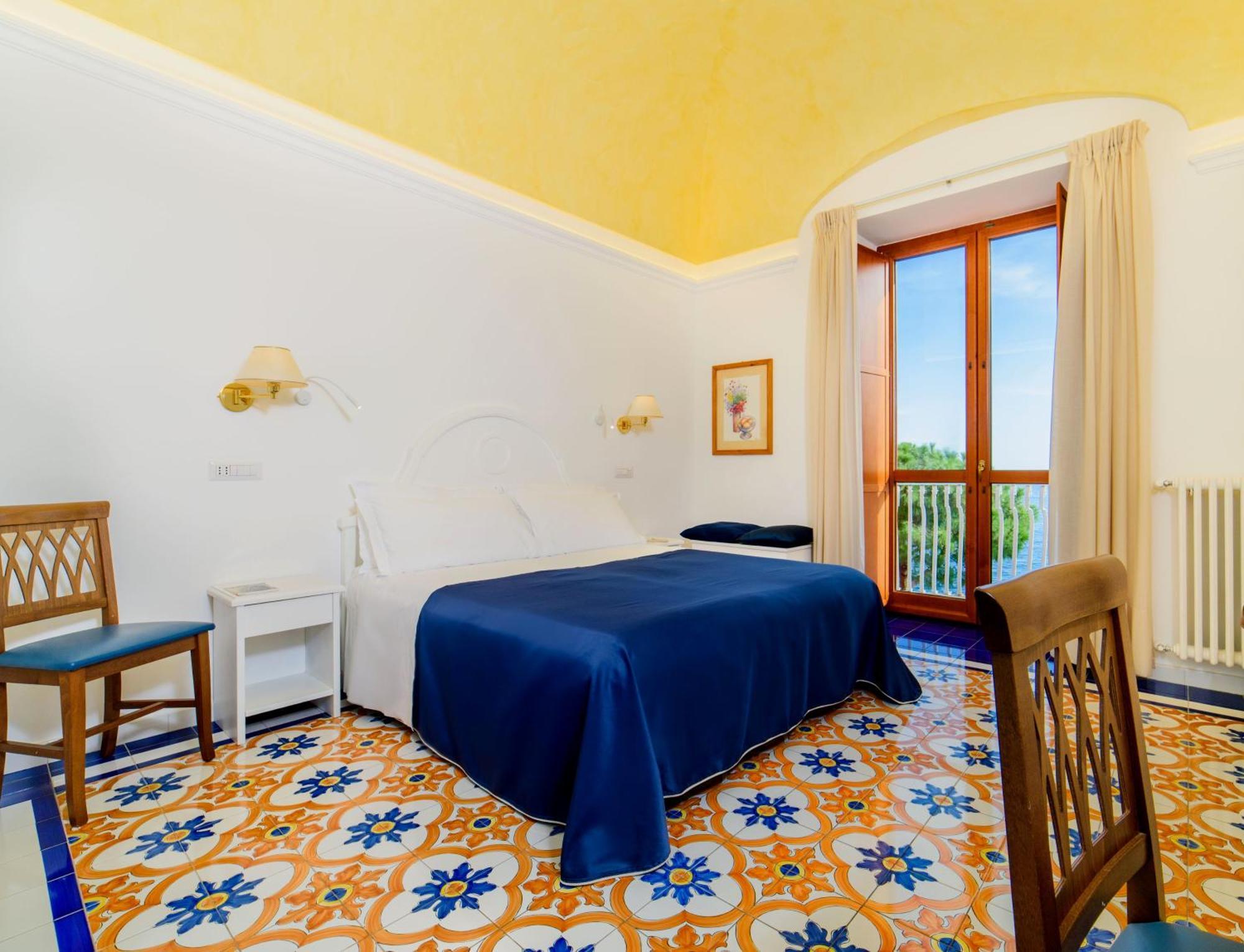 Superior Double or Twin Room Sea View