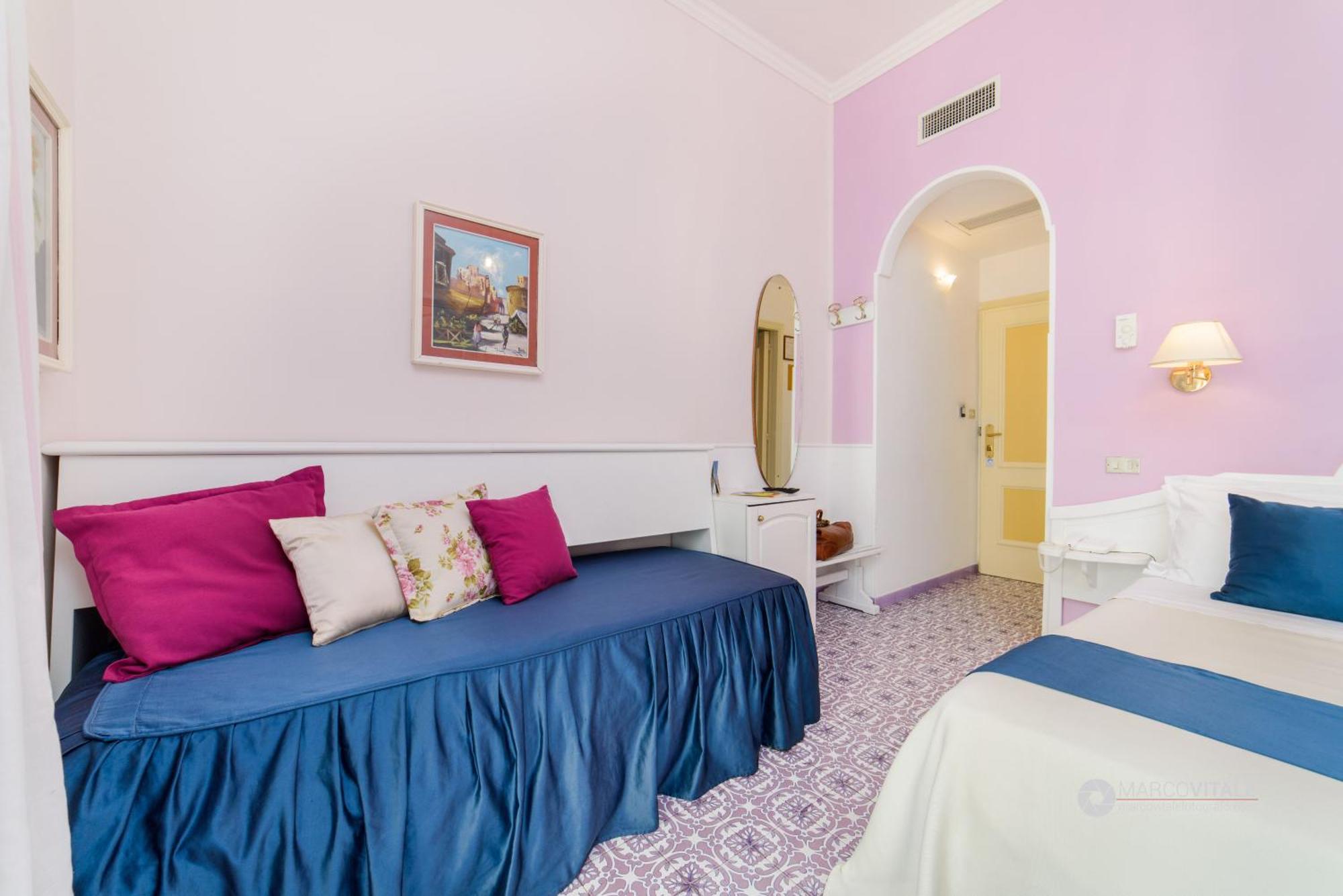 Double or Twin Room Partial Sea View