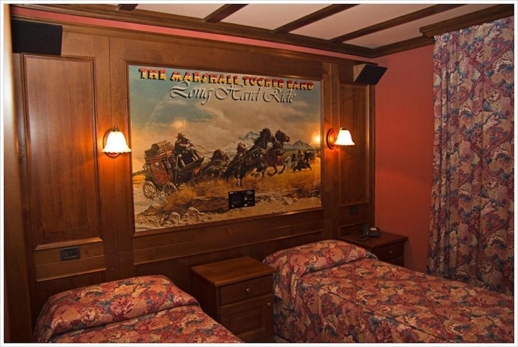 Double or Twin Room,1597564034:JPEG