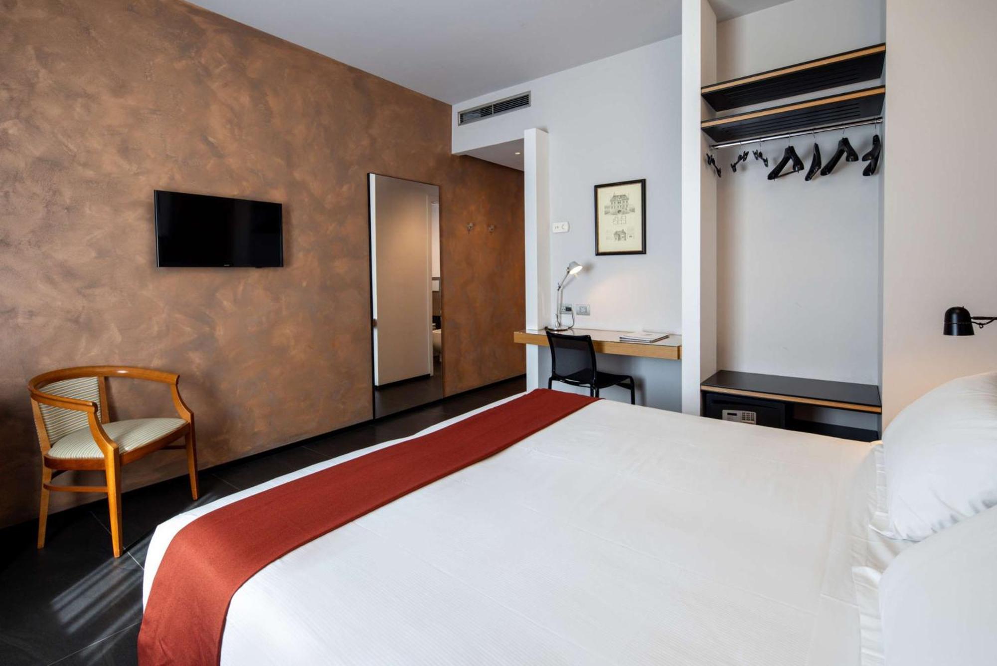 Comfort Queen Room Non-Smoking
