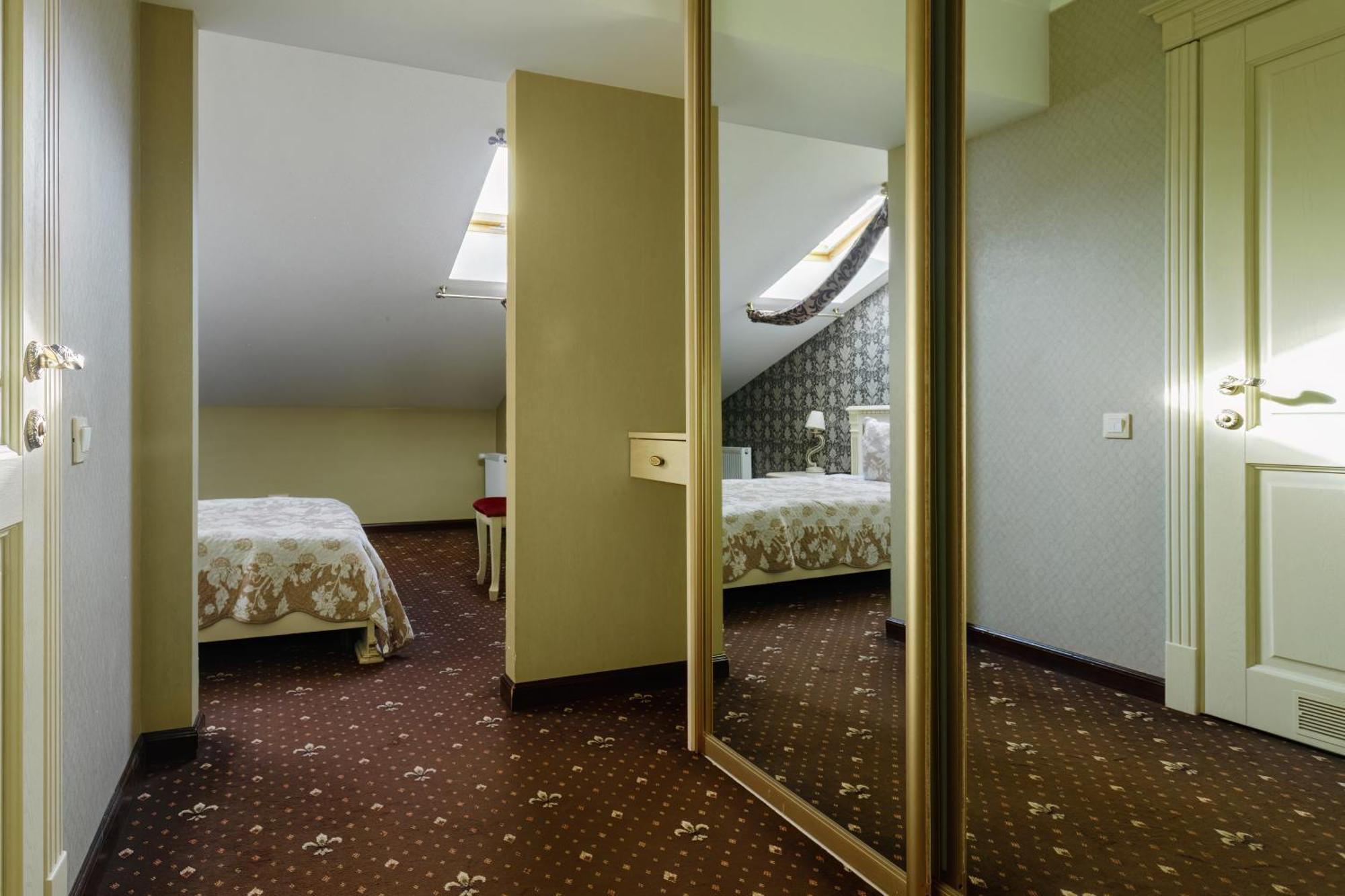 Budget Single Room