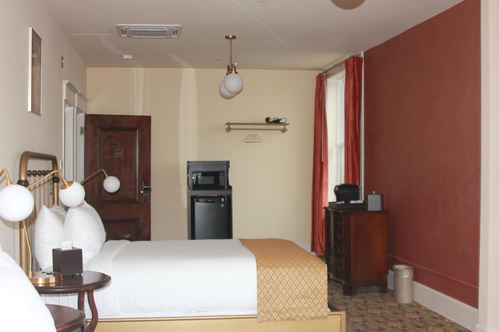 Queen Room Two Queen Beds