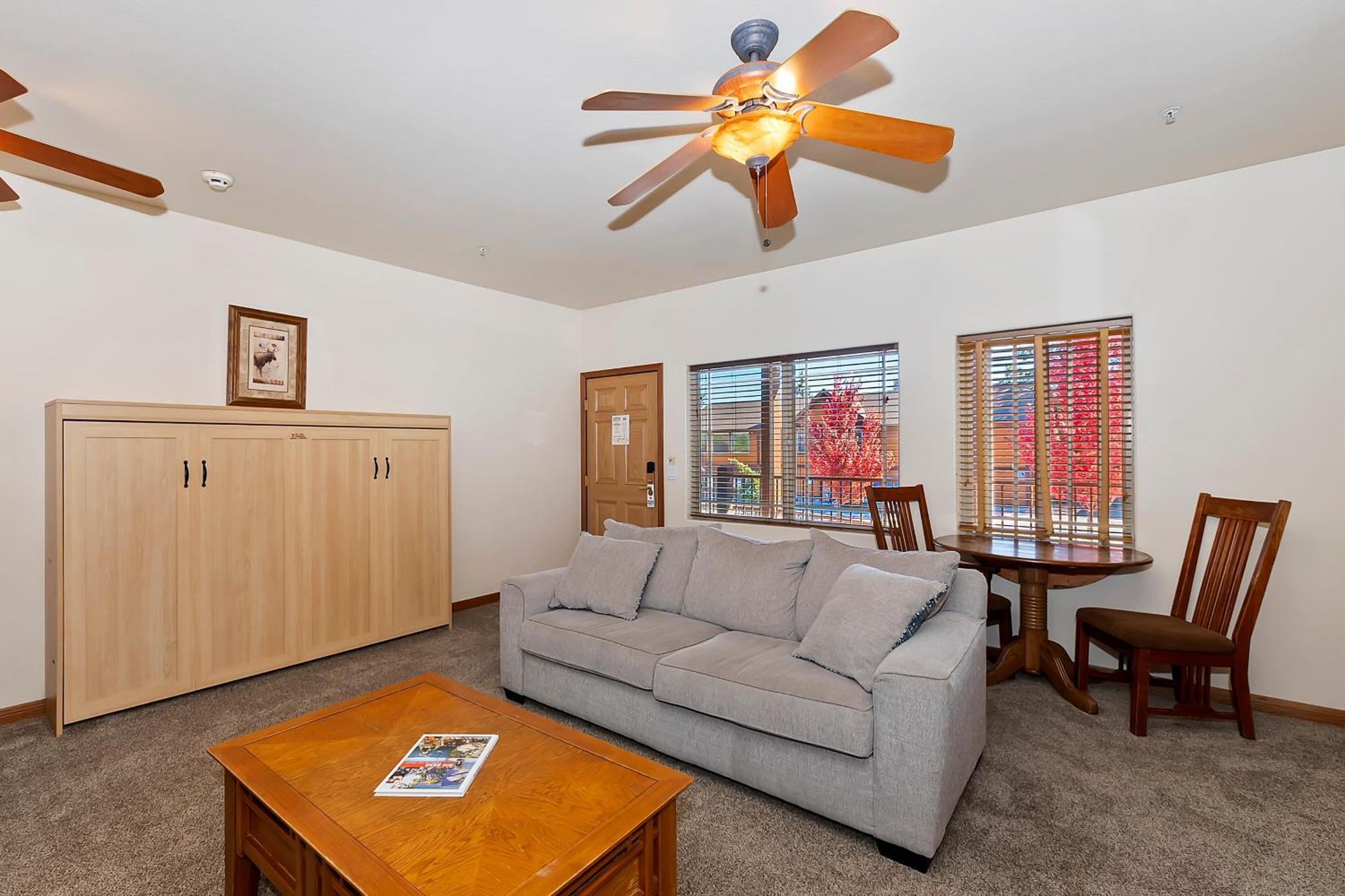 One-Bedroom Suite,1541600800:JPEG