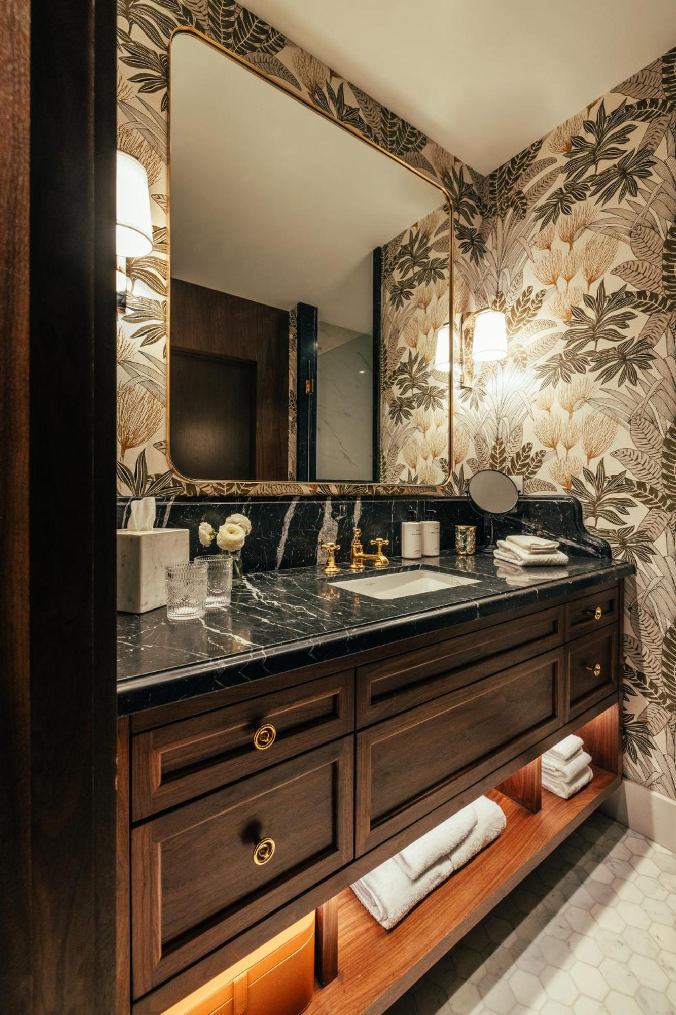 King Room