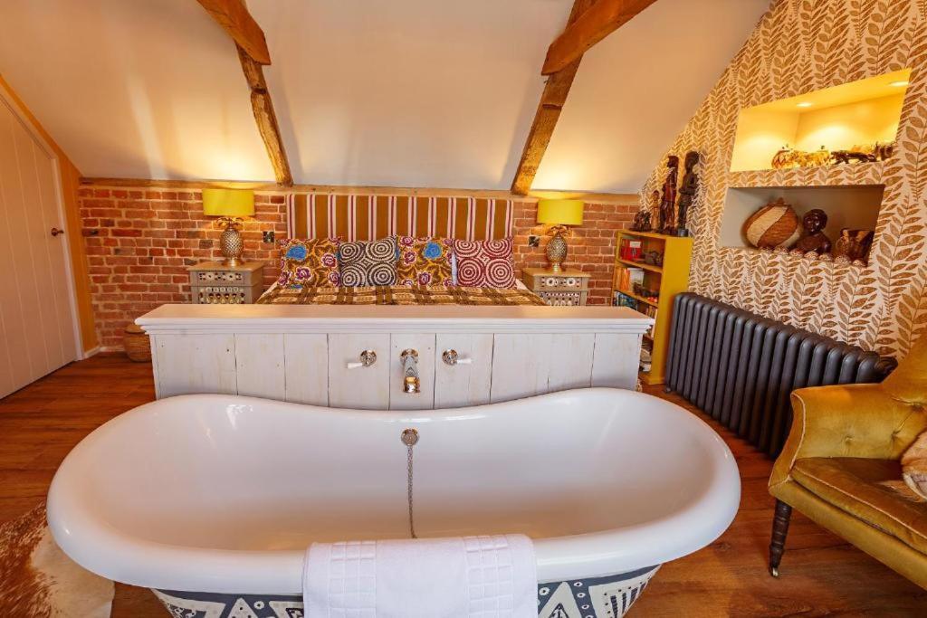 Deluxe Double Room with Bath
