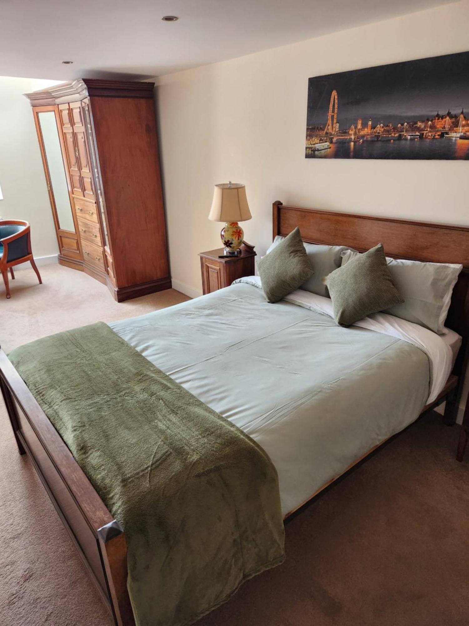 Deluxe Double Room,1470660170:JPEG