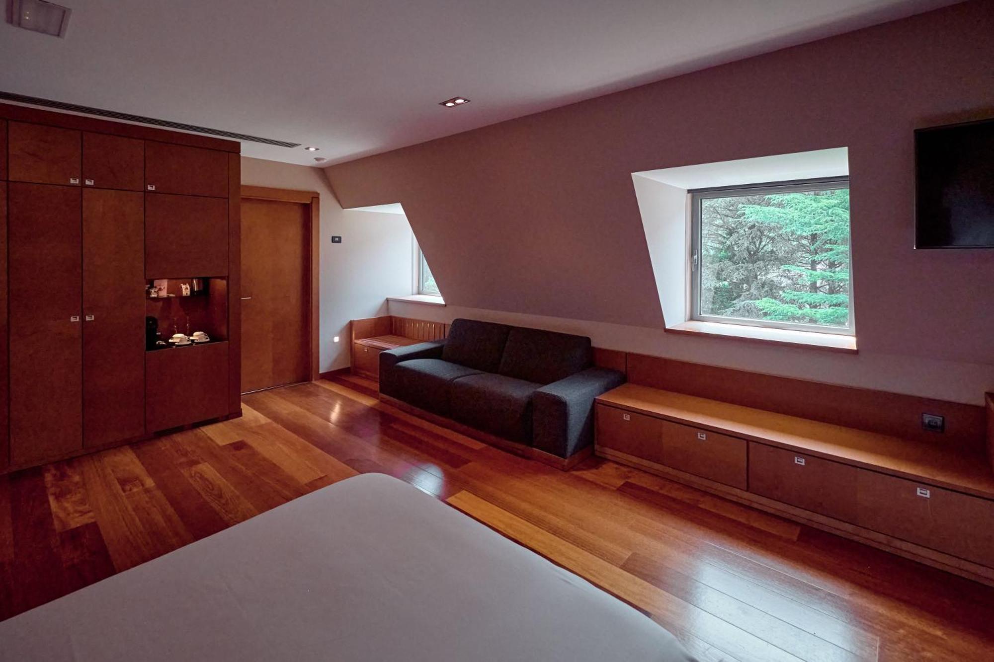 Traditional Suite