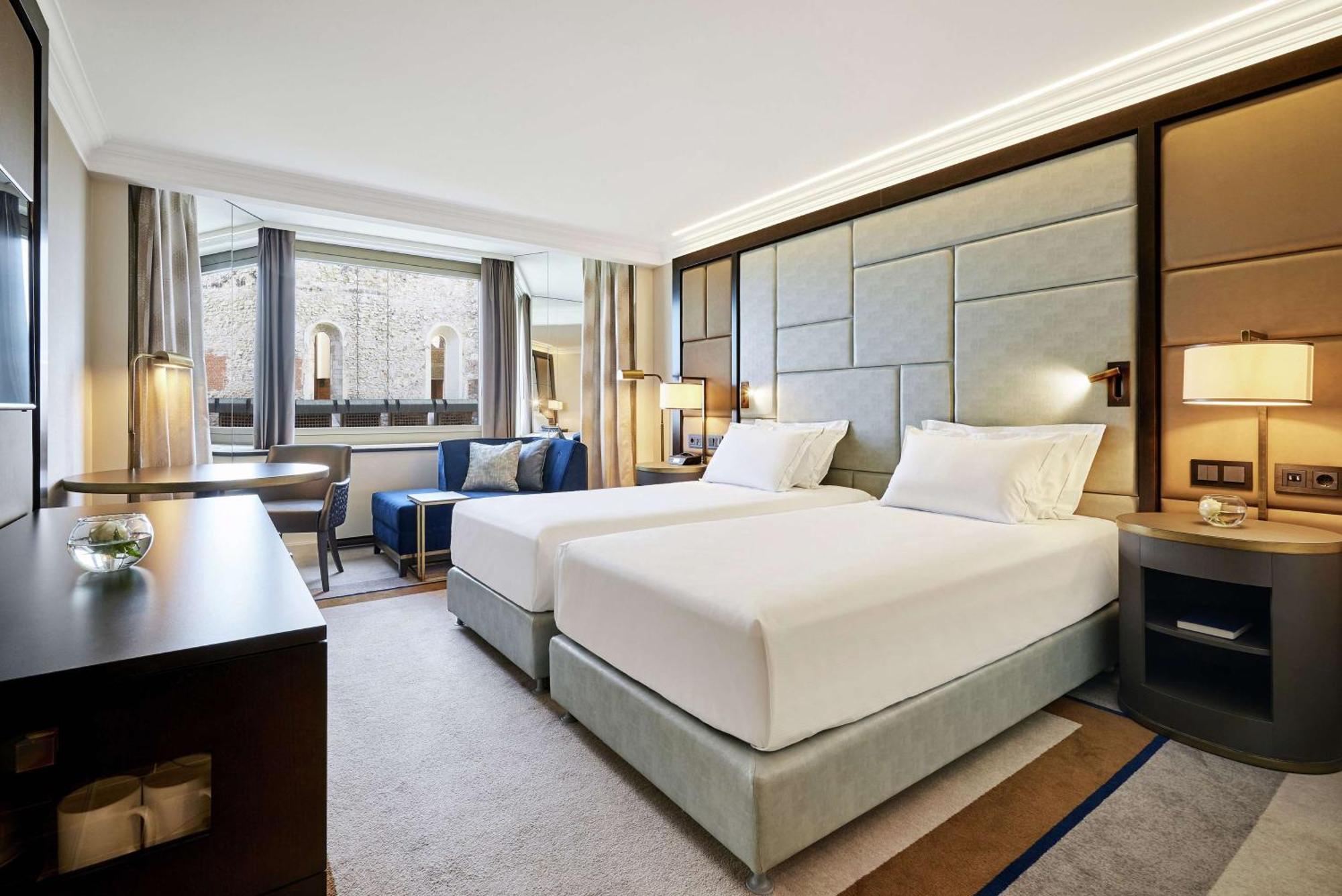 Twin Guest Room Courtyard View