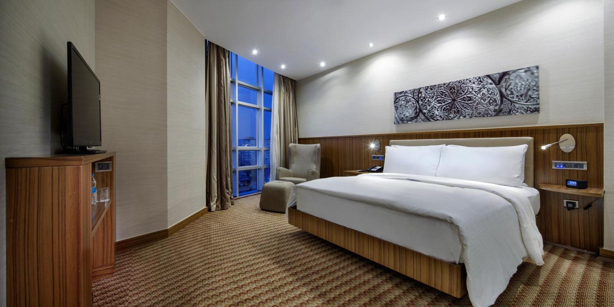 Zimmer mit Queensize-Bett – Raucher
