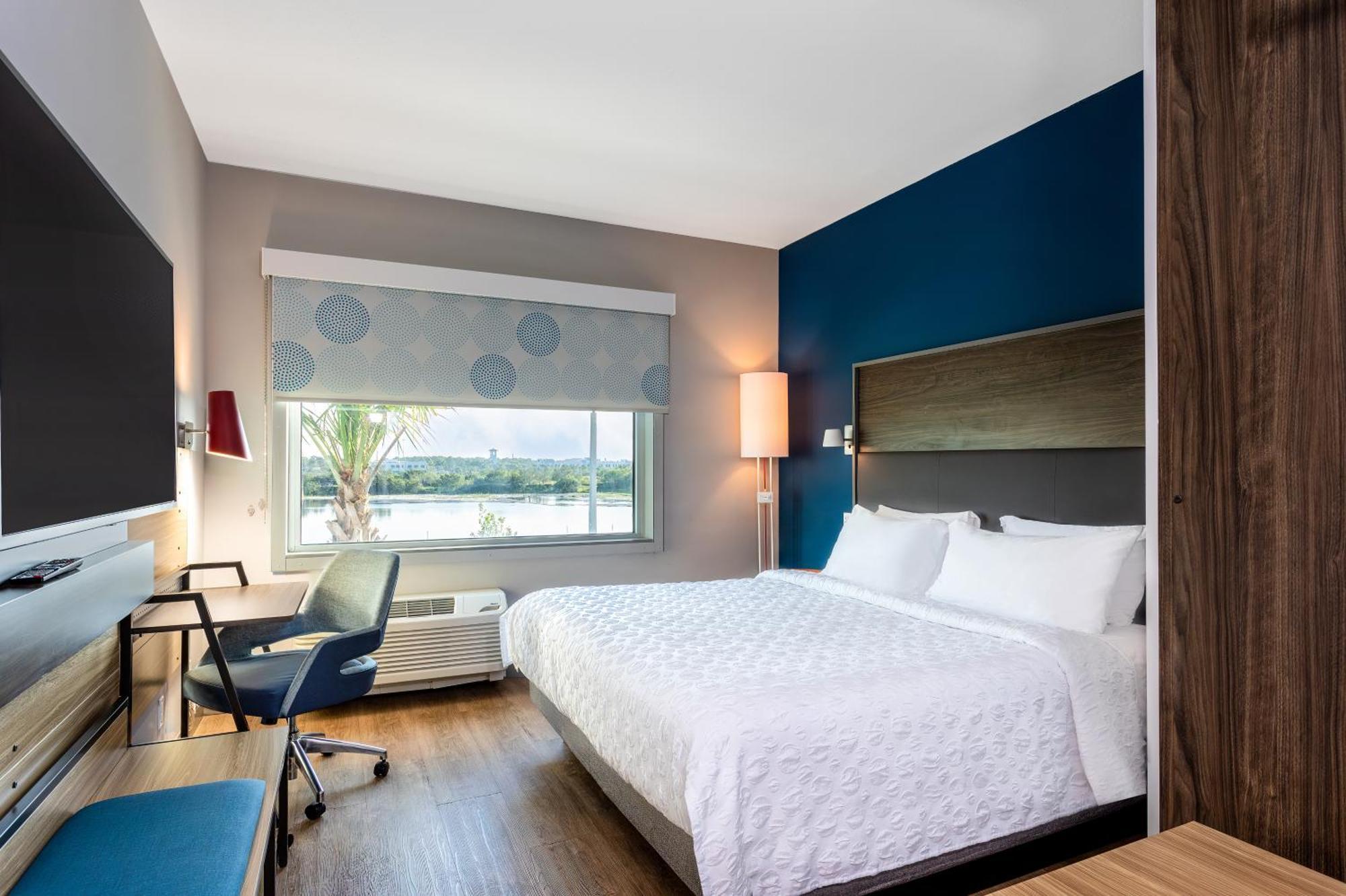 King Room Hearing Accessible