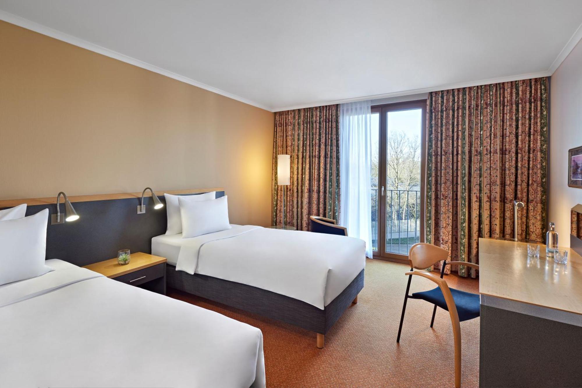 Standard Twin Room,1544674192:JPEG