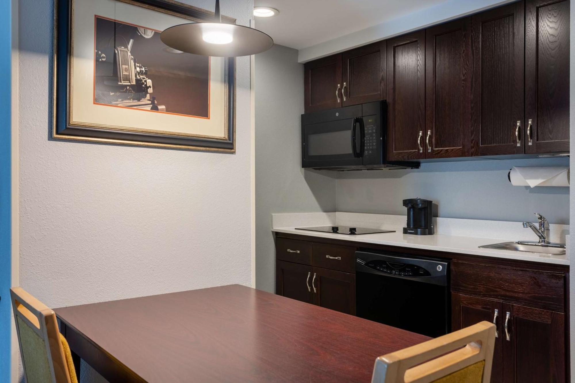 King Studio Suite Non-Smoking