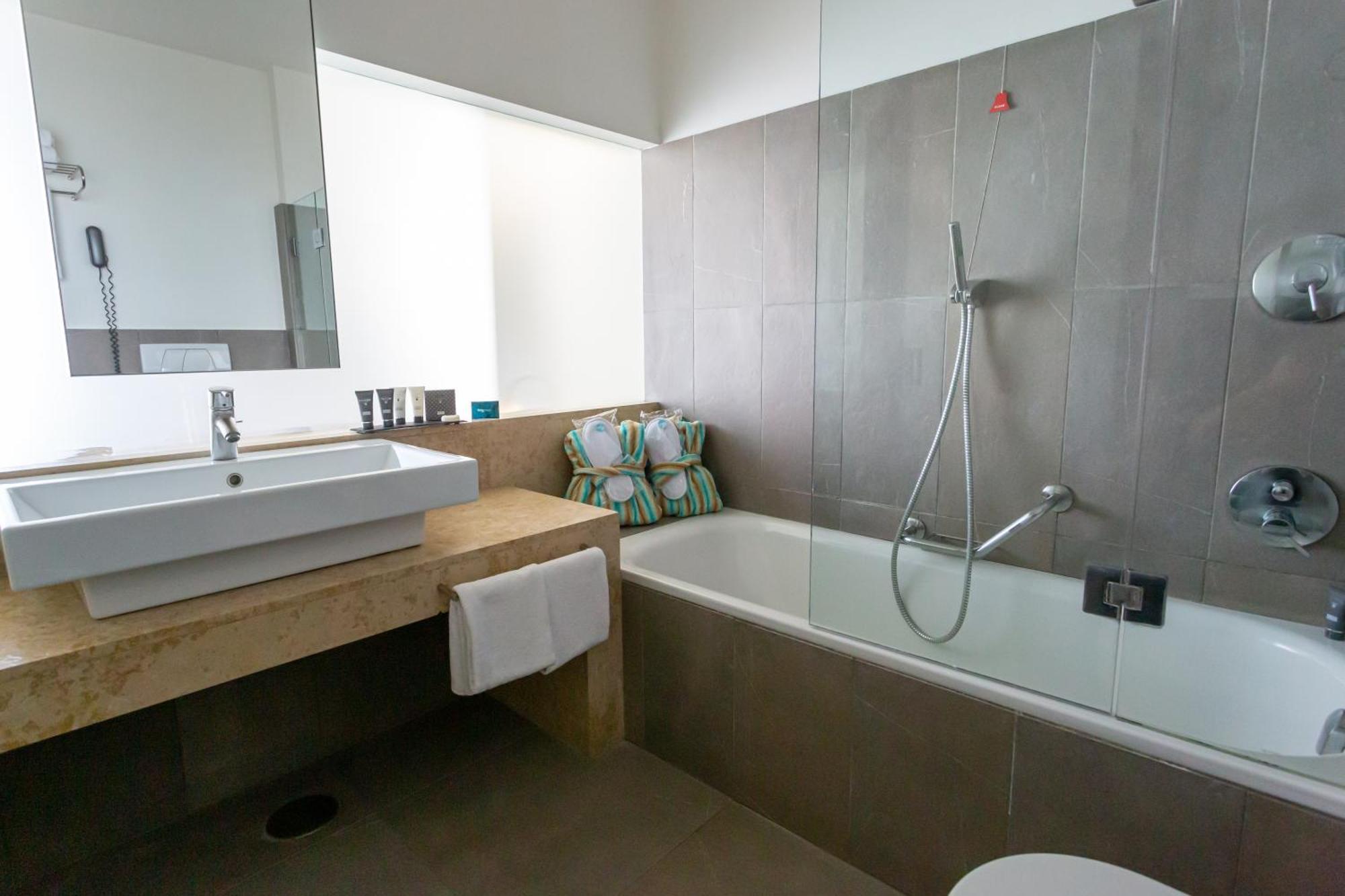 Superior Double Room Balcony Sea View