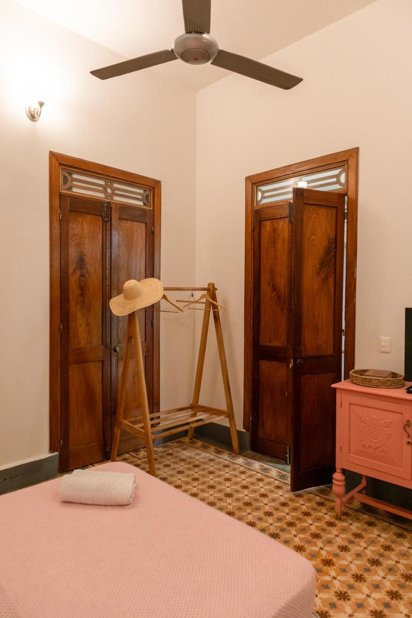 Deluxe Room,1296984085:JPEG