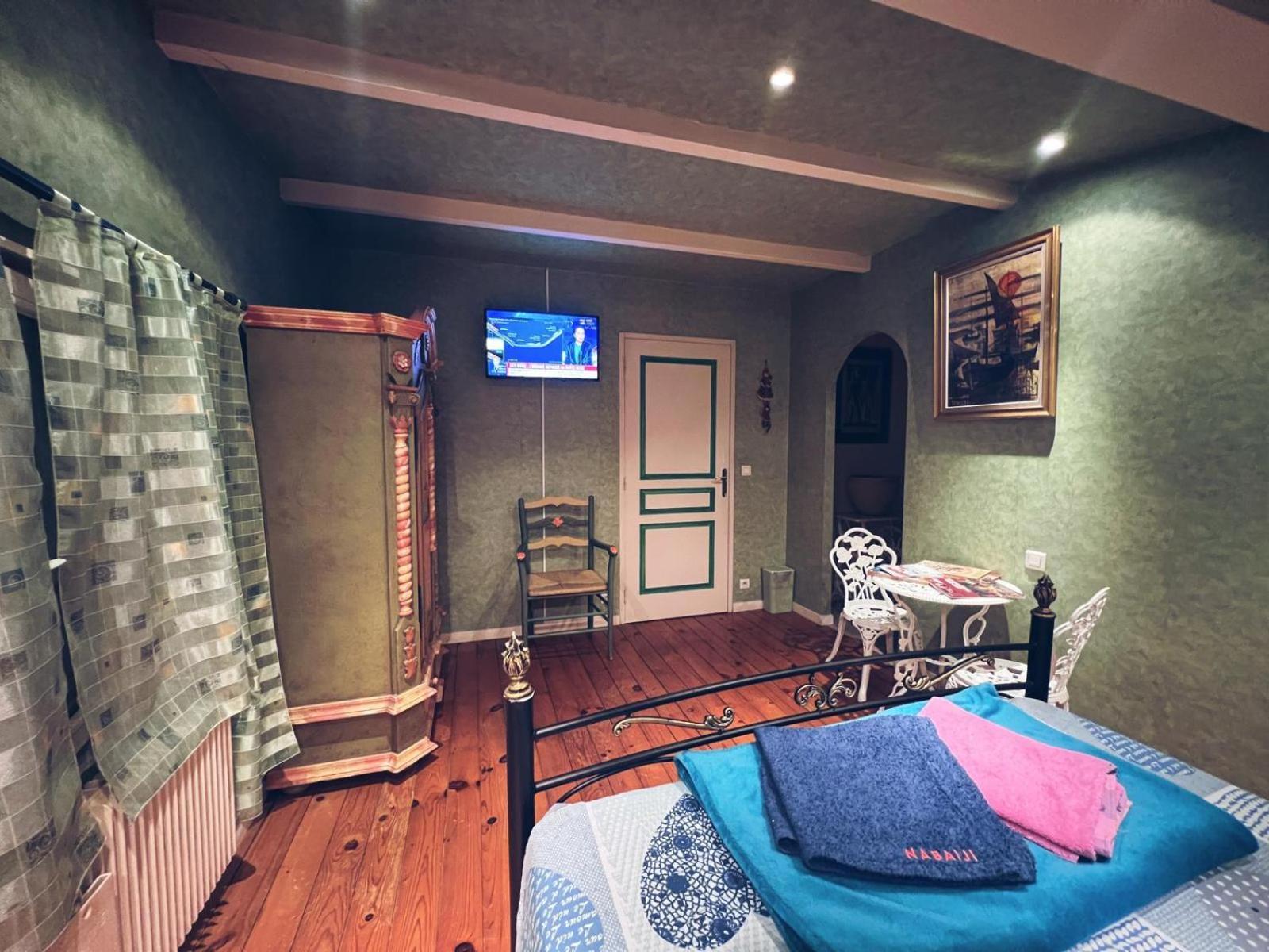 Quarto Duplo Amplo