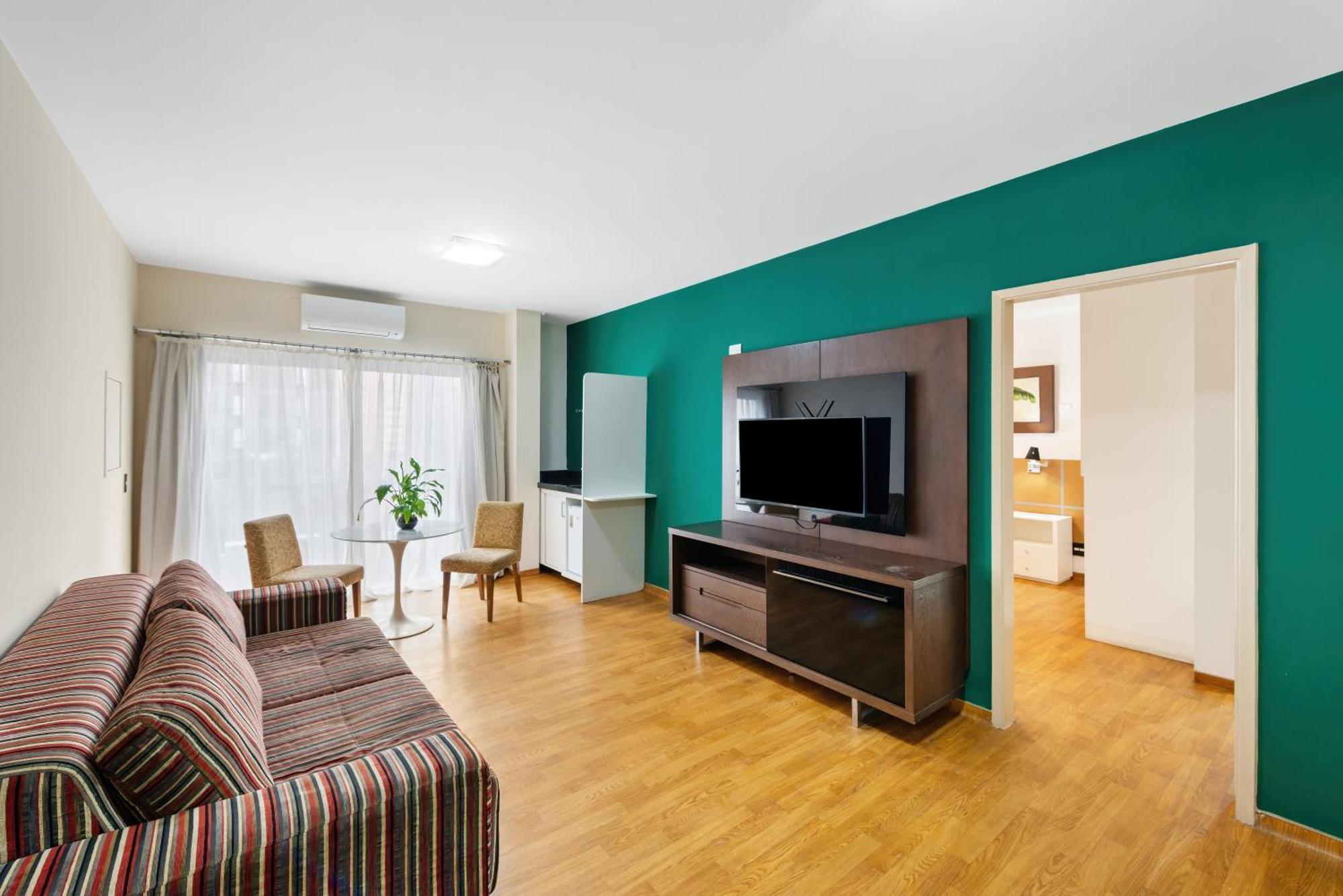 Premium Suite