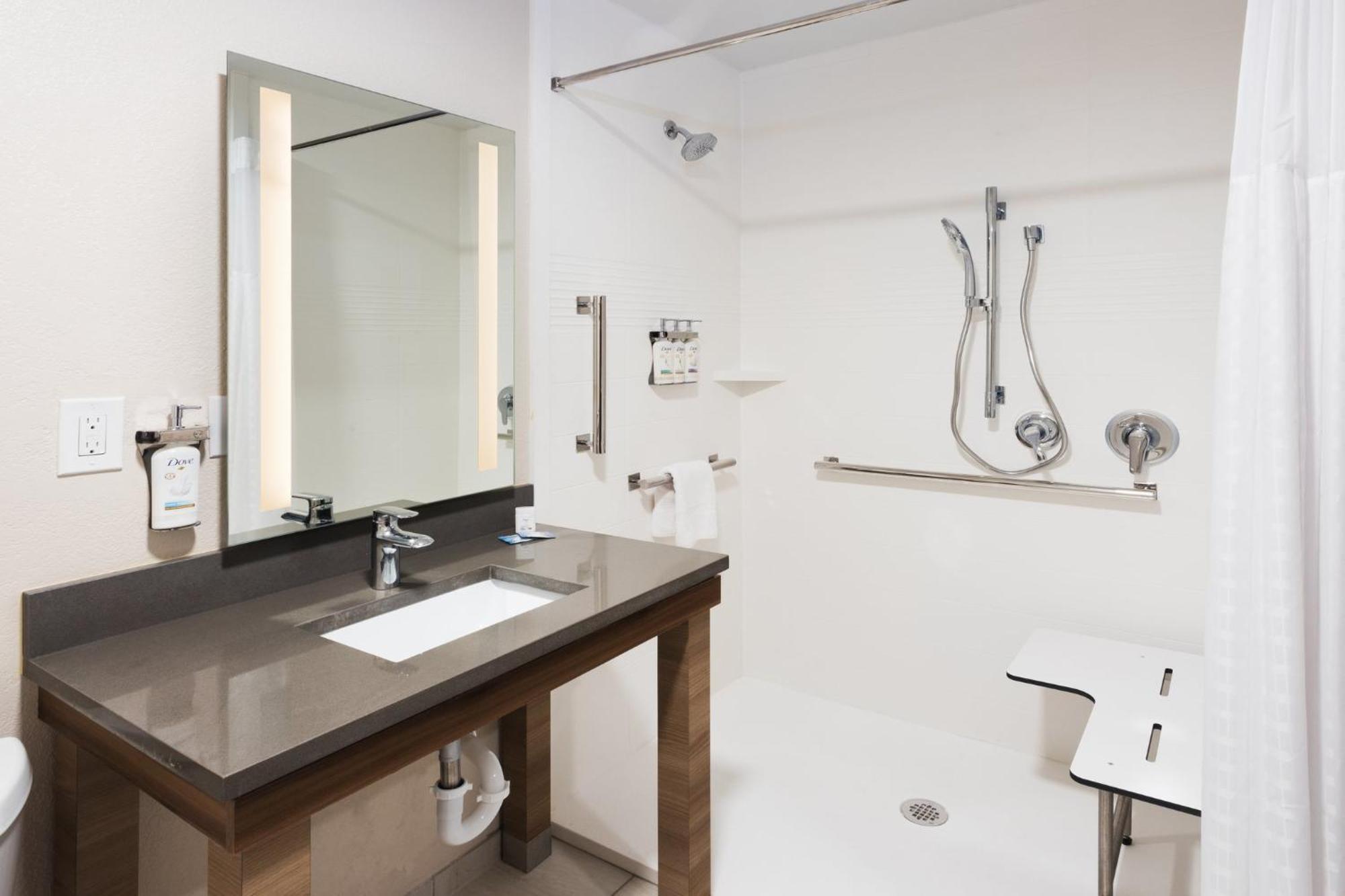 Standard Studio Hear Accessible Rolling Shower