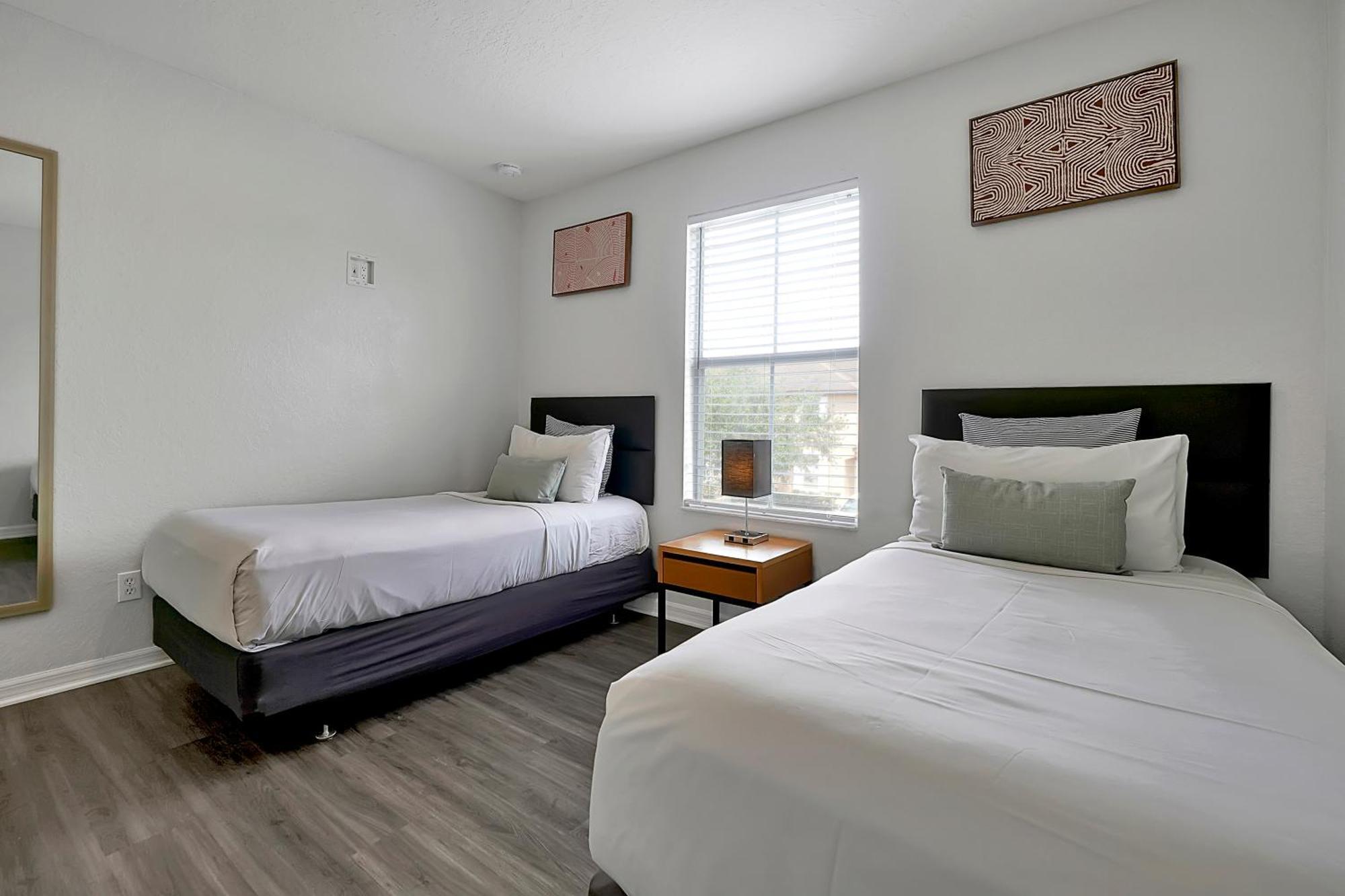 Four-Bedroom Townhouse Private Hot Tub 1329 Sq Ft,1546237954:JPEG