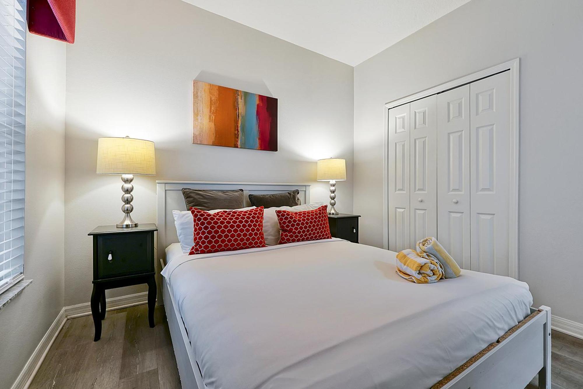 Four-Bedroom Townhouse with Private Pool