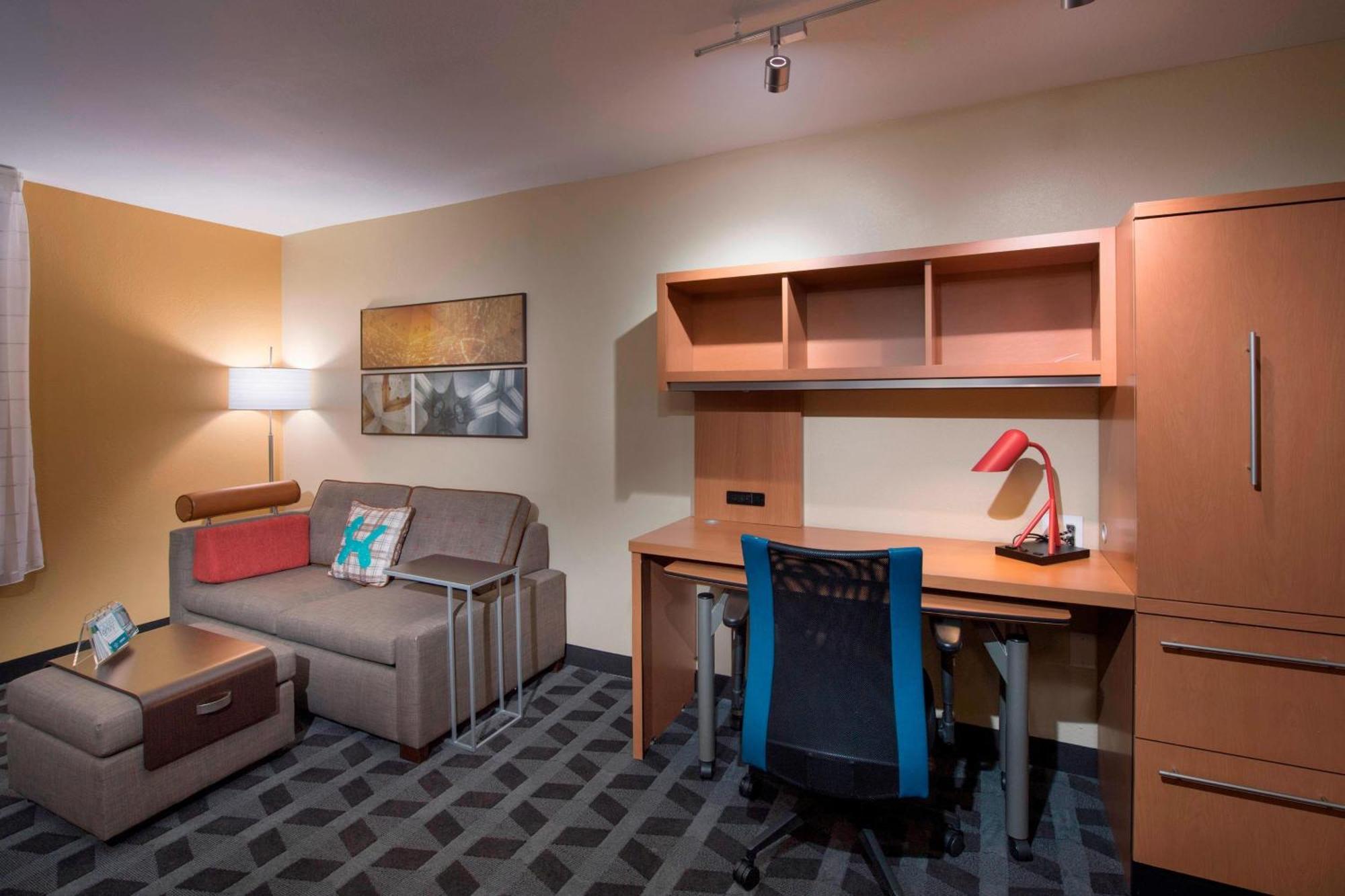 Two-Bedroom Suite with Sofa Bed
