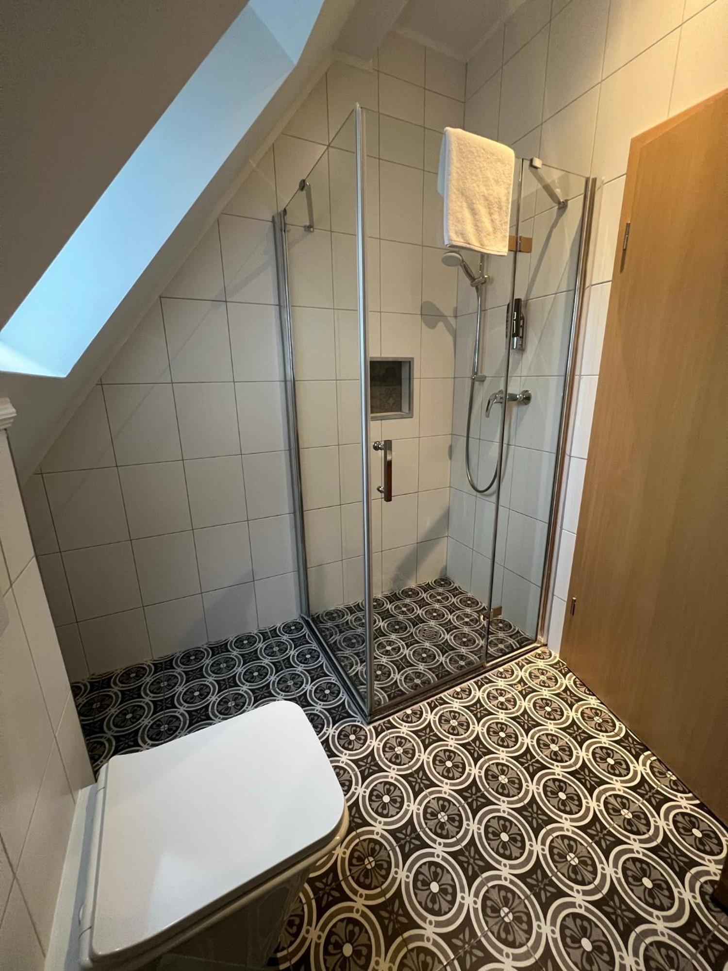 Comfort Dreibettzimmer mit Dusche