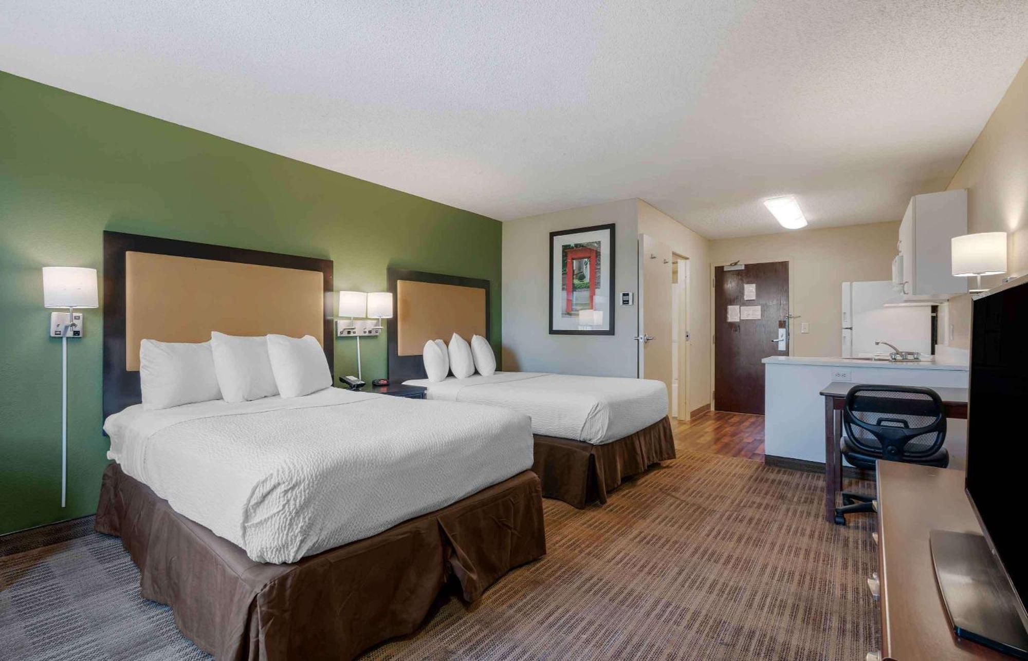 Studio 2 Double Beds Non-Smoking
