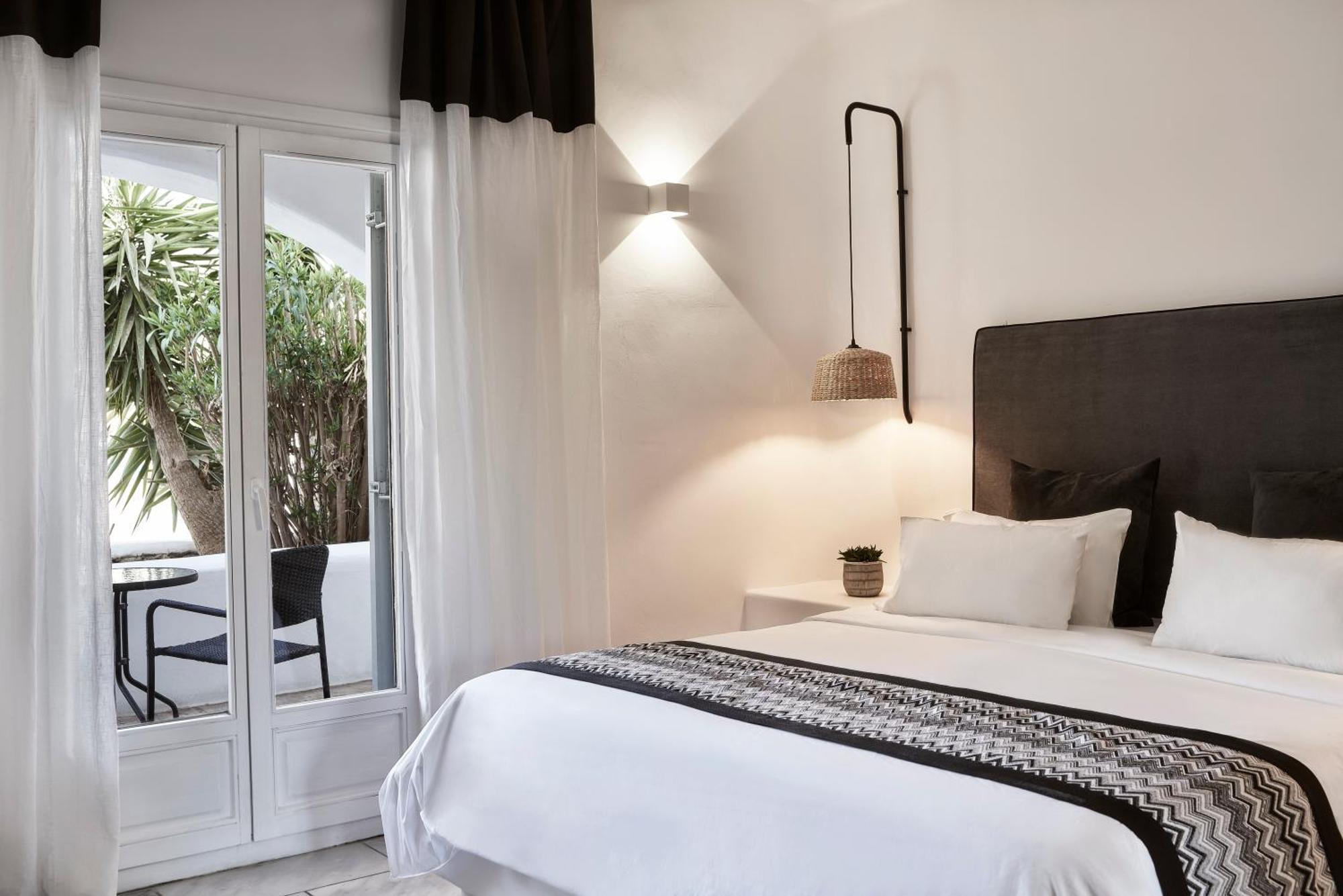 Double Room Mountain View