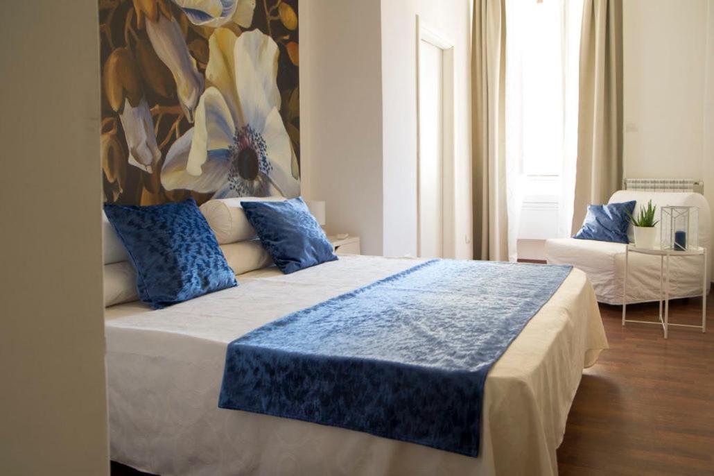 Camera Matrimoniale con Letto Supplementare