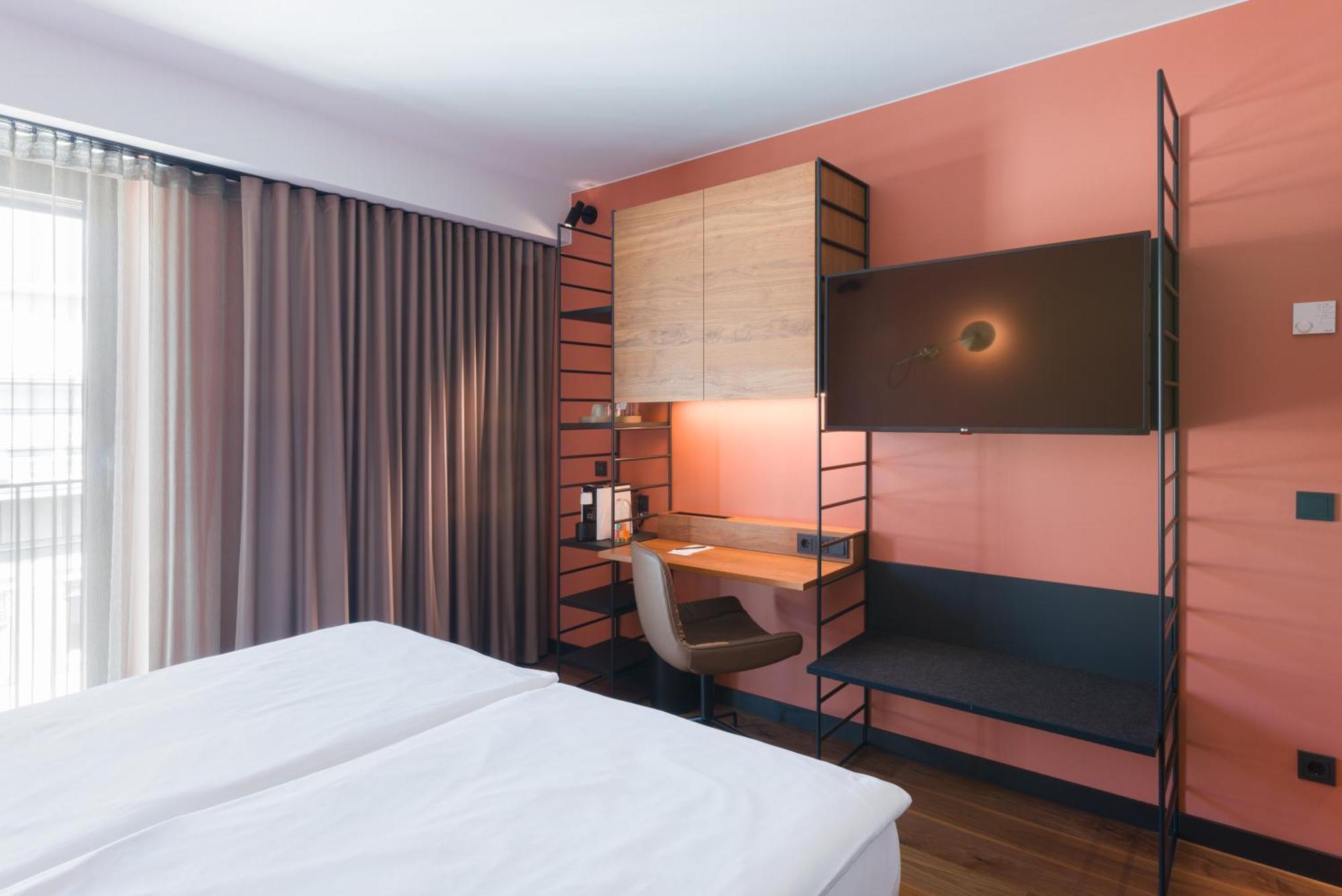 Urban Room