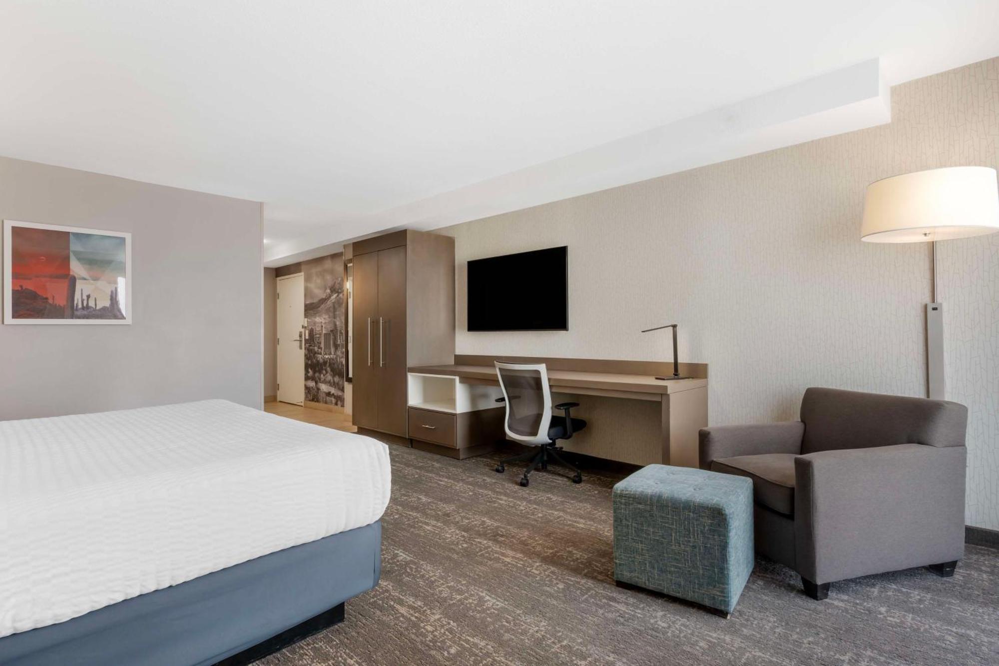King Room Roll Shower Disability Access