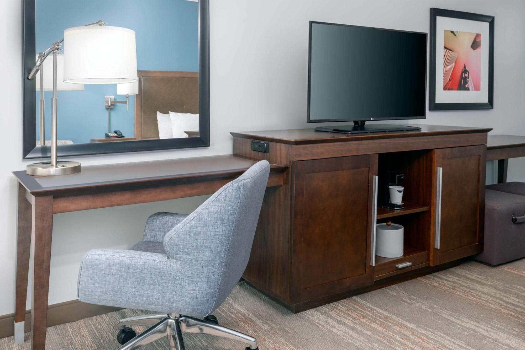 King Room - Mobility Access/Non-Smoking