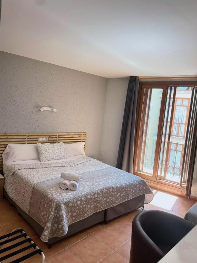 Standard Double Room,1407534008:JPEG