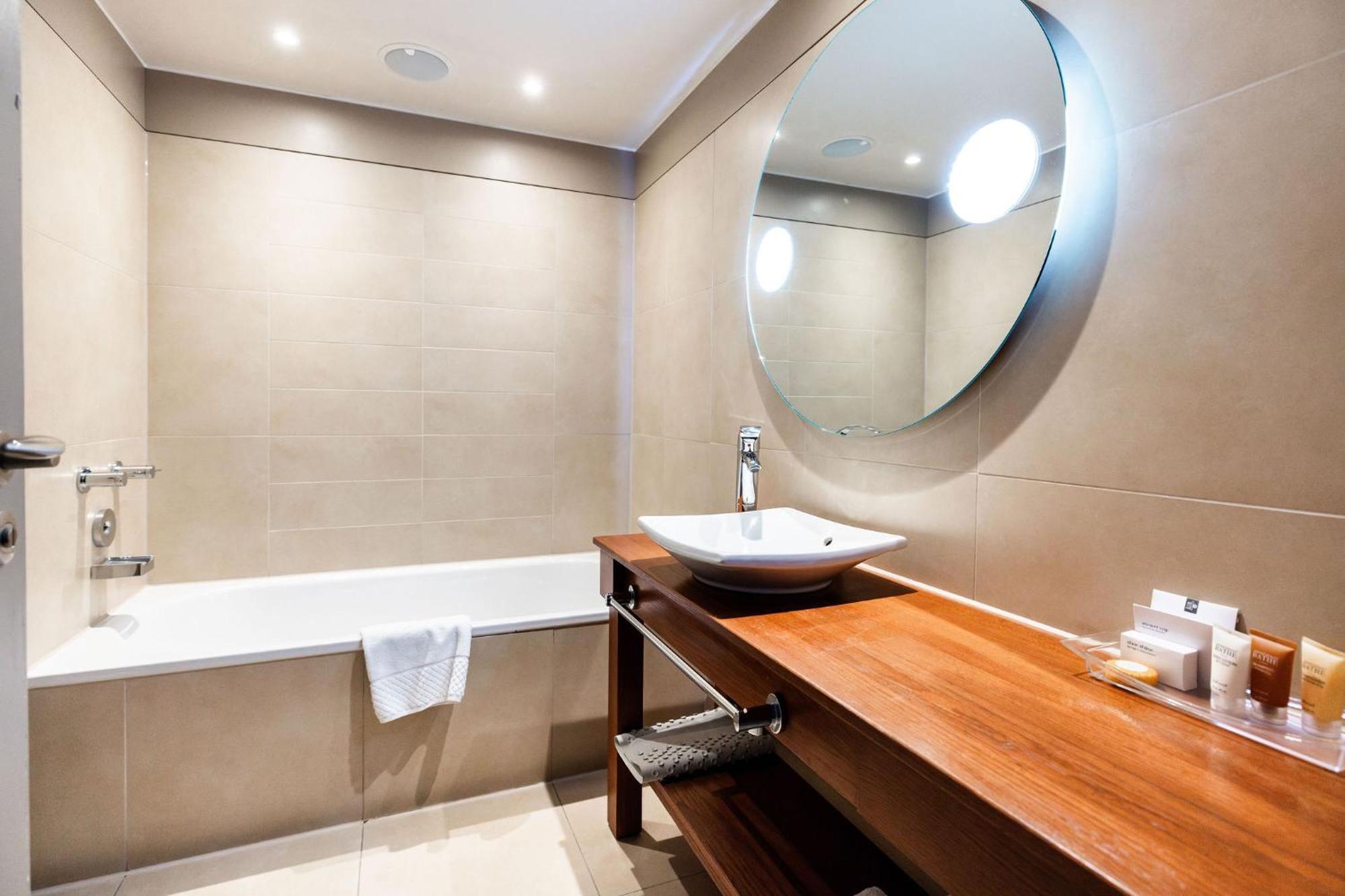 Quarto Twin Ouro